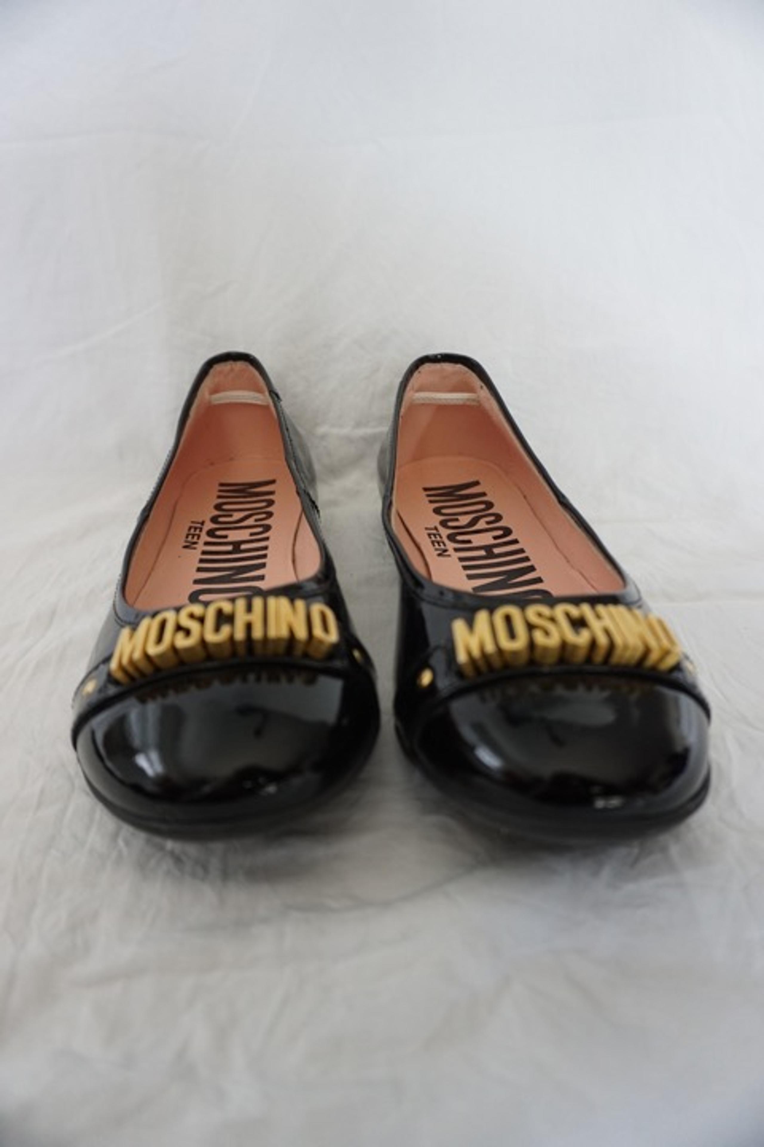MOSCHINO Teen Black Patent Gold Logo Ballet Flat Shoes