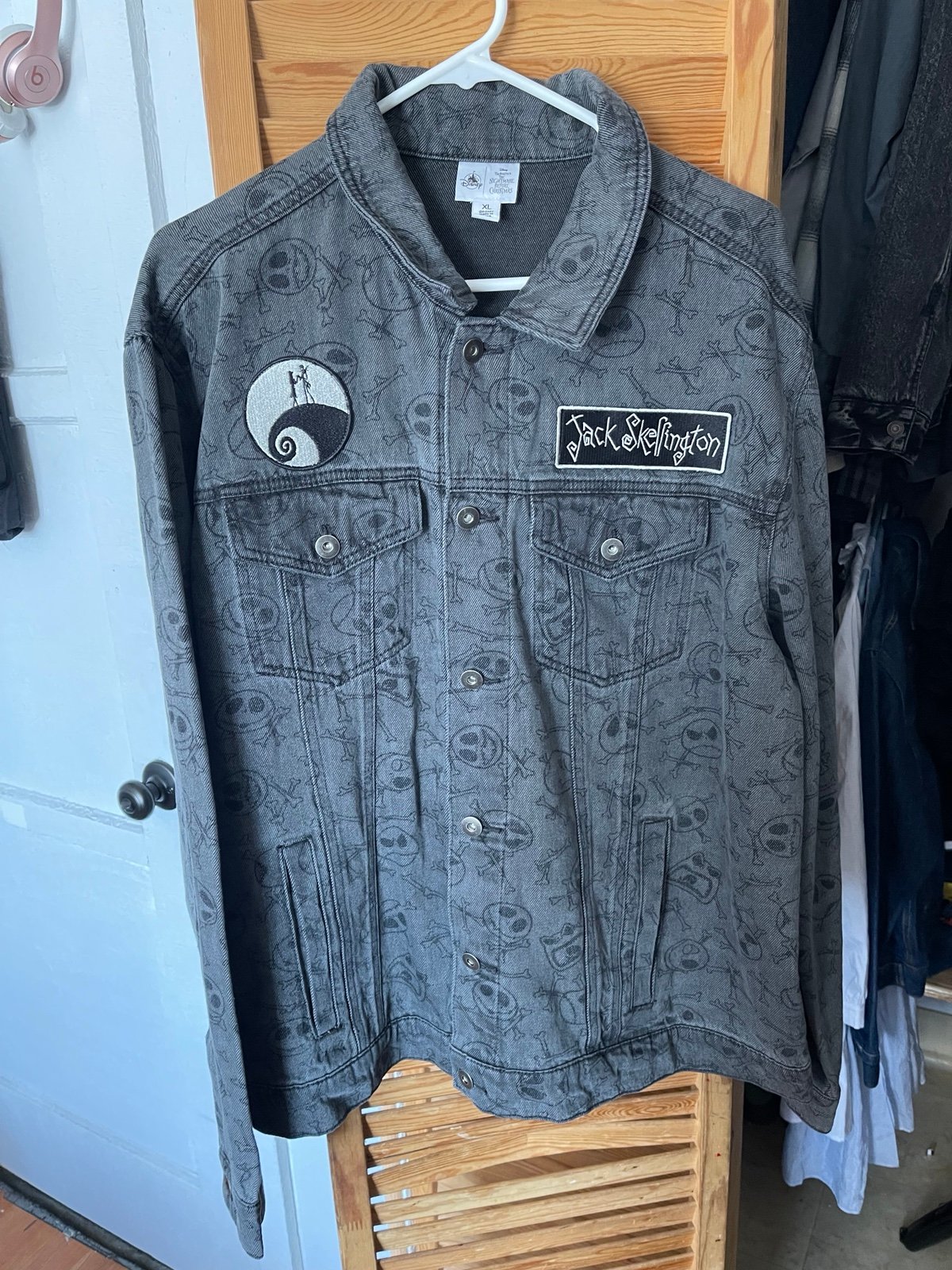 DISNEY / NIGHTMARE BEFORE CHRISTMAS - JACK SKELLINGTON Skulls Denim NWT