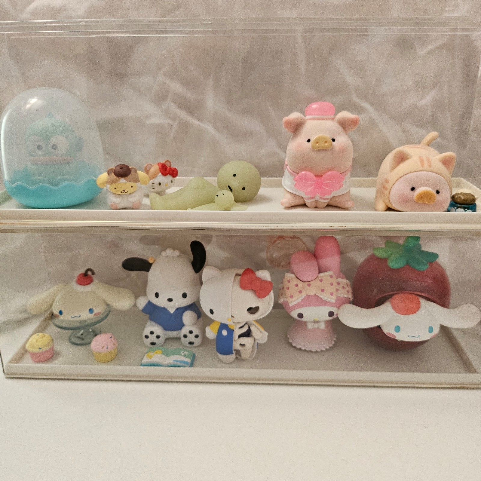 Sanrio/Smiski/Lulu the Piggy Blind box bundle