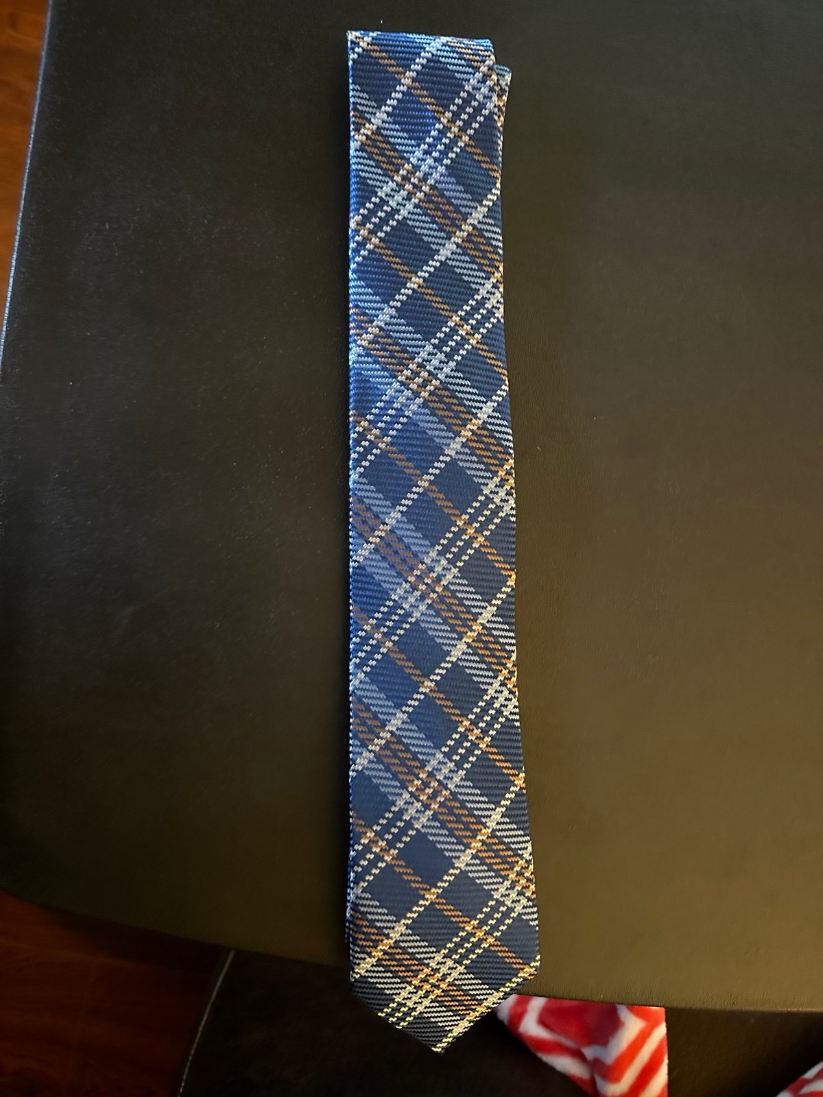 JOSEPH ABBOUD BRAND NEW WITH TAG BLUE STRIPED TIE (ECM 8)