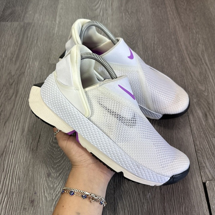 Women's Nike Go FlyEase Easy On/Off Training Shoes DR5540-104 White / Purple 8