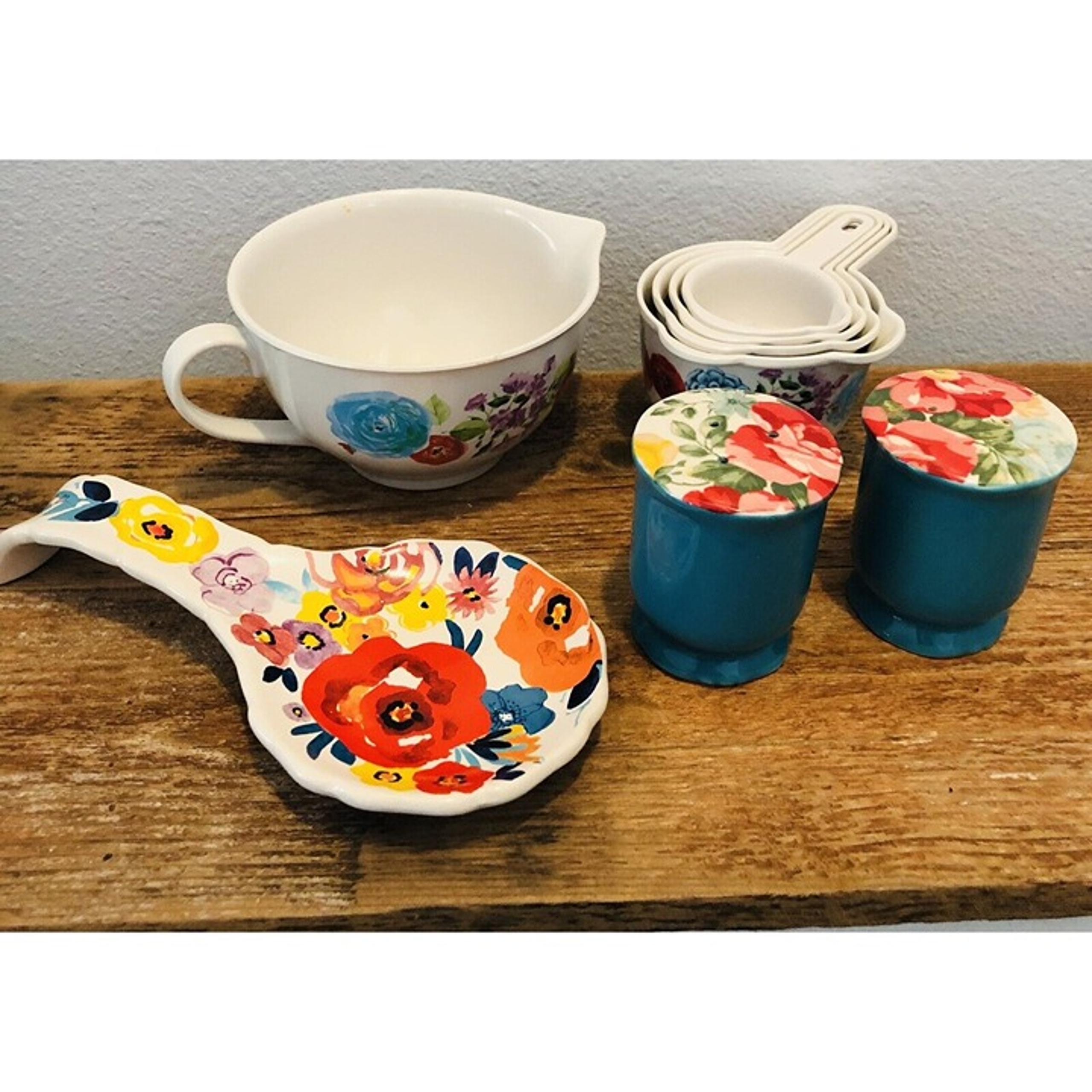 PIONEER WOMAN Kitchen Lot Measuring Cups Melamine Bowl Stoneware Spoon Rest S&P