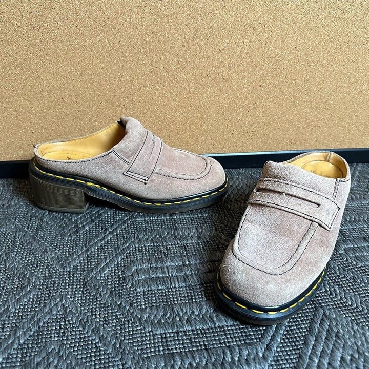 Dr. Martens Vintage Womens Slip On Pink Beige Suede Mules Ultra Rare UK 5 / US 7