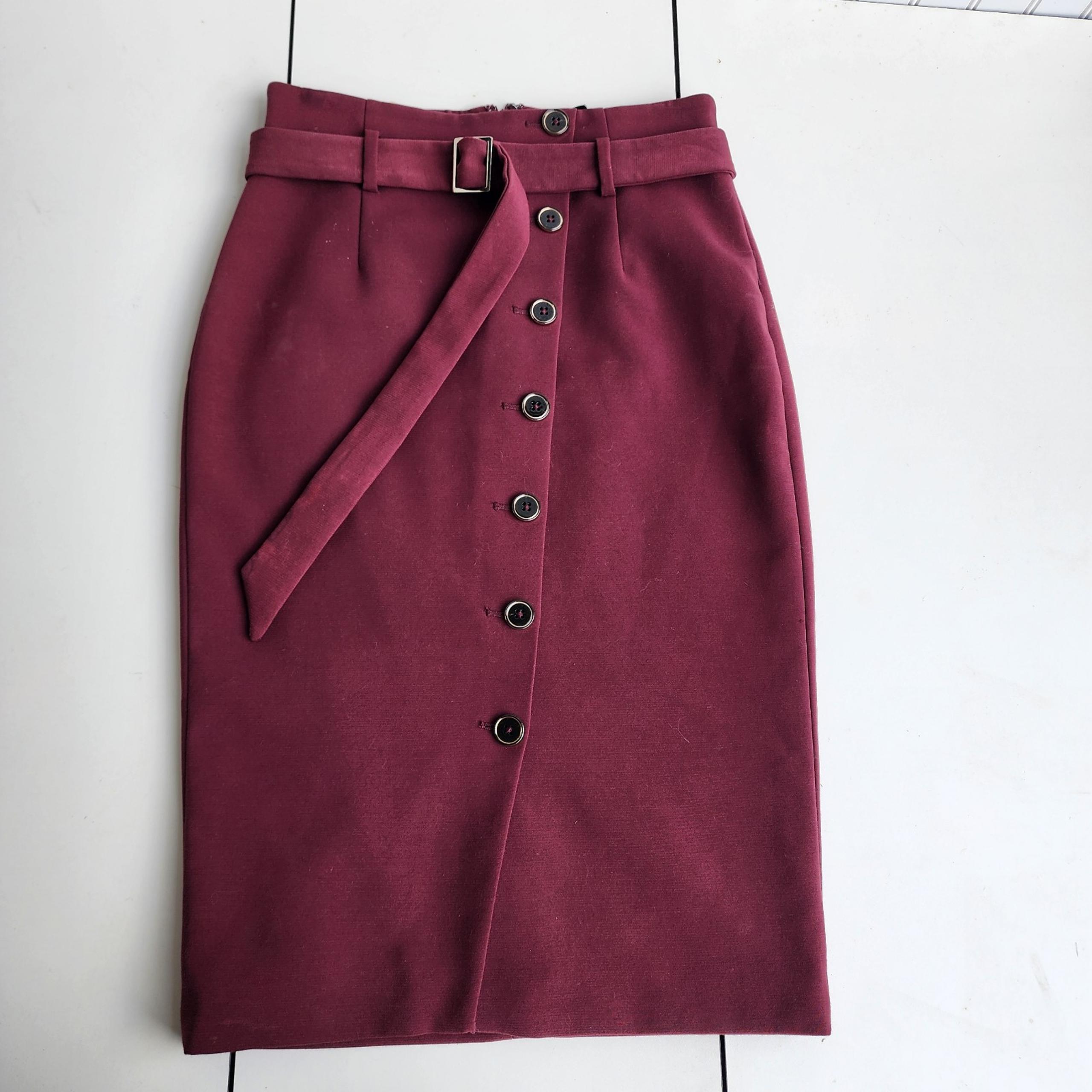 White House Black Market WHB Women Skirt Buttoned Pencil Midi Burgundy Belt  2P