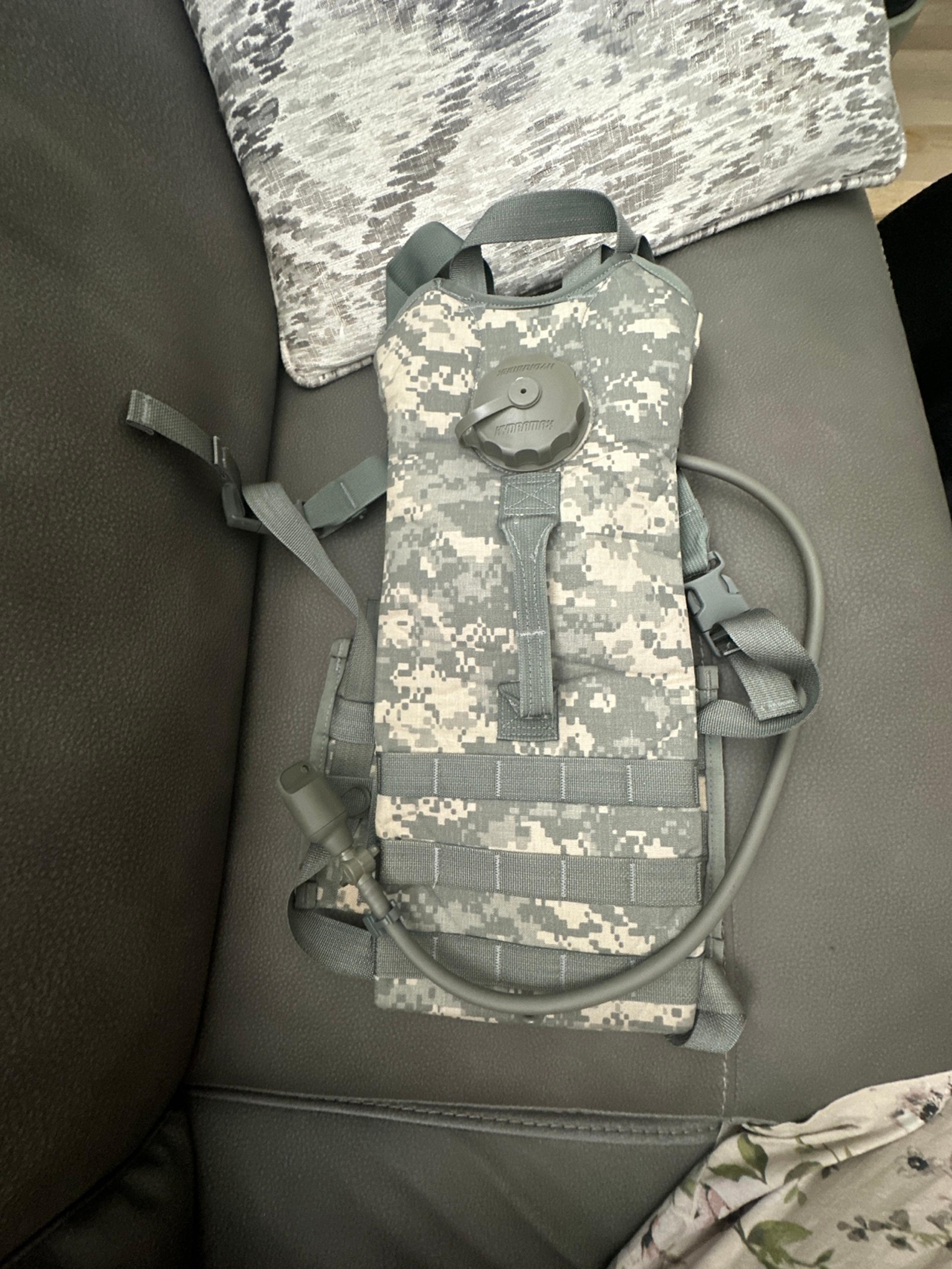 US Army Backpack Water Decanter