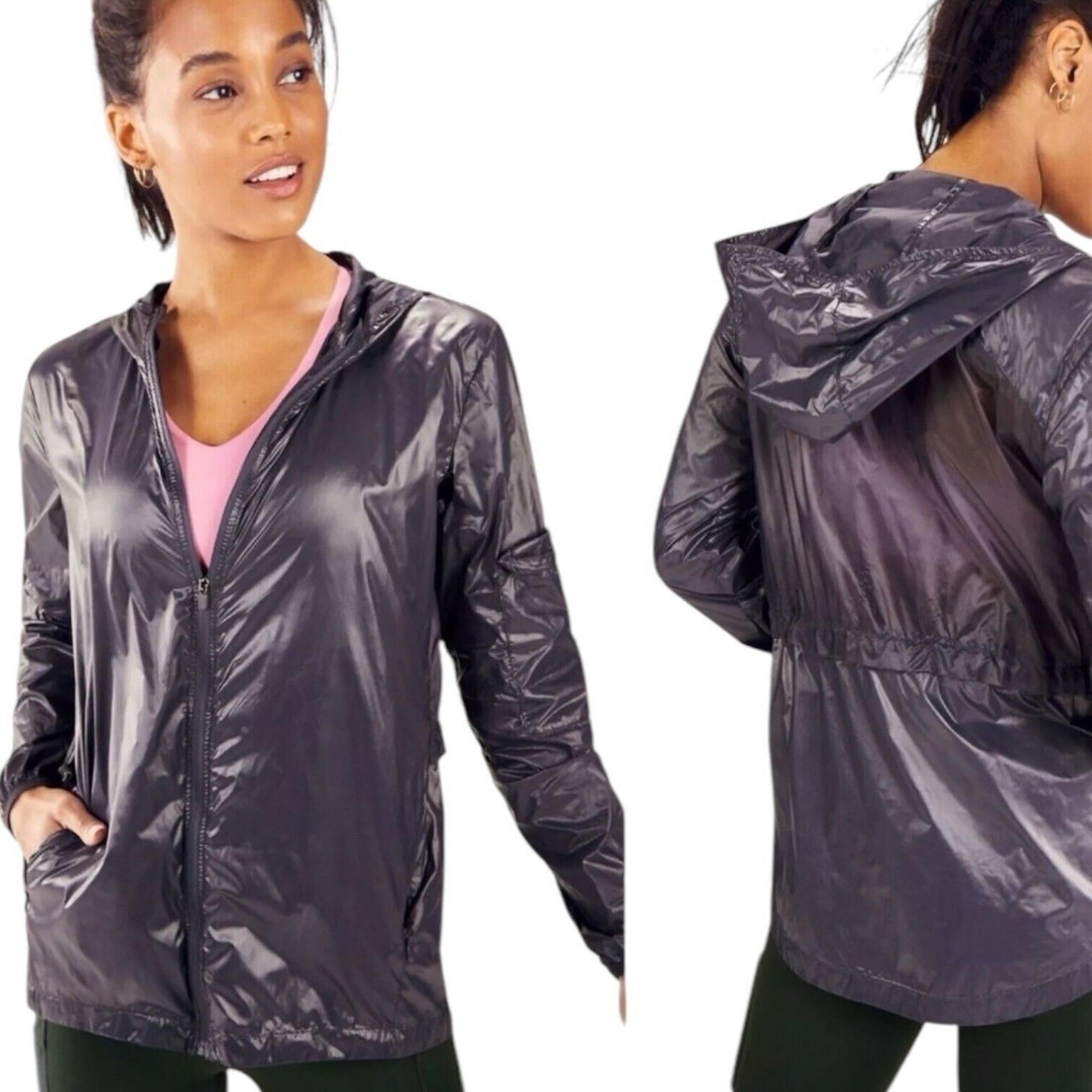 Fabletics Women’s Kali Run Jacket Size M Hooded Packable Lightweight Nylon Vent