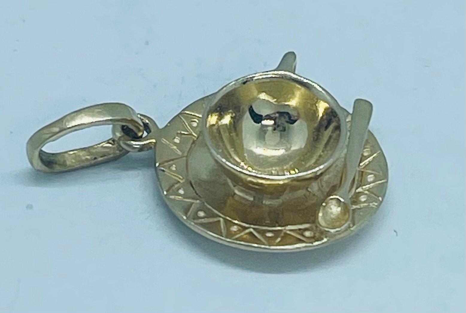 14 k yellow gold cup saucer spoon 3D charm/pendant 2.1 grams