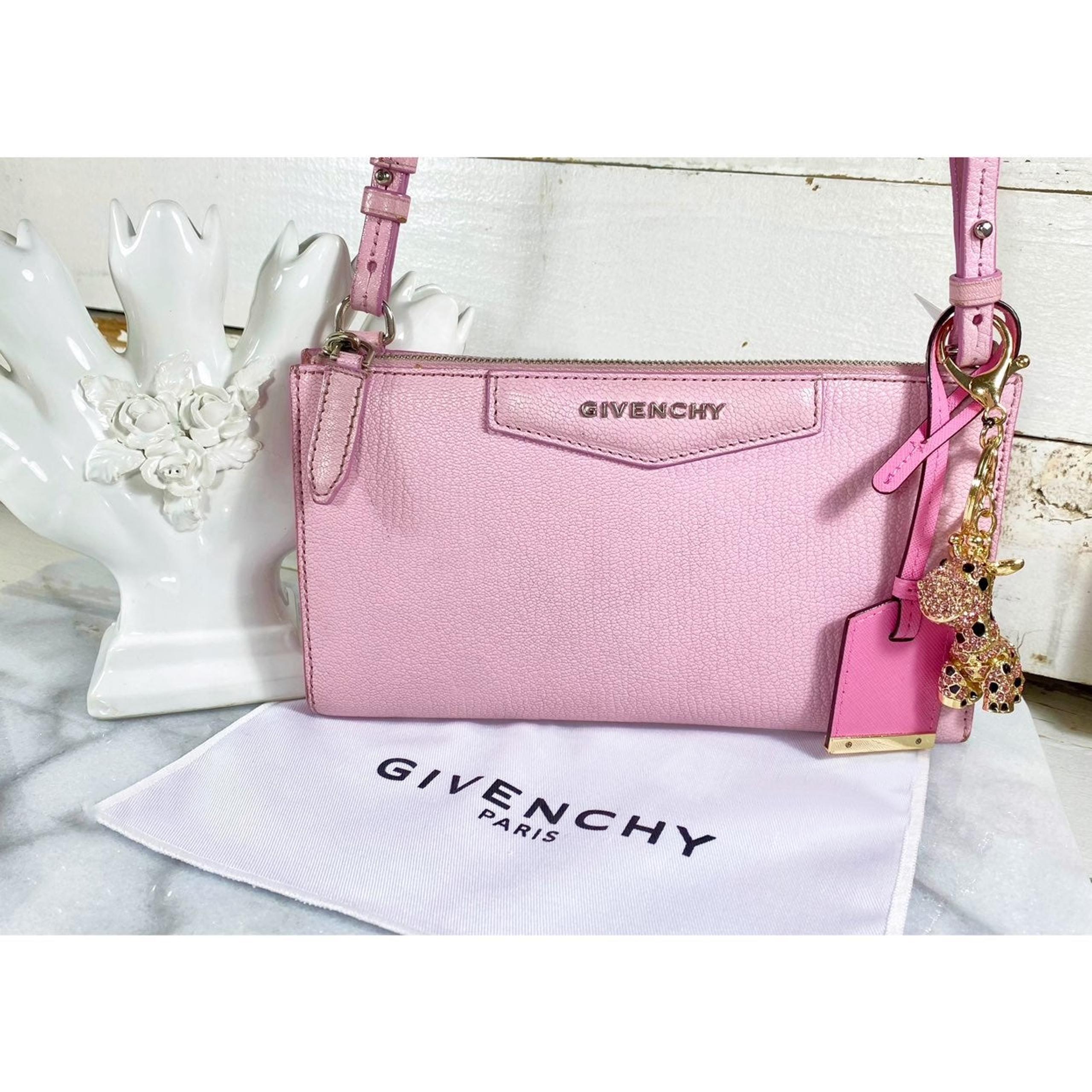 Givenchy Grained Goatskin Antigona Crossbody Bag