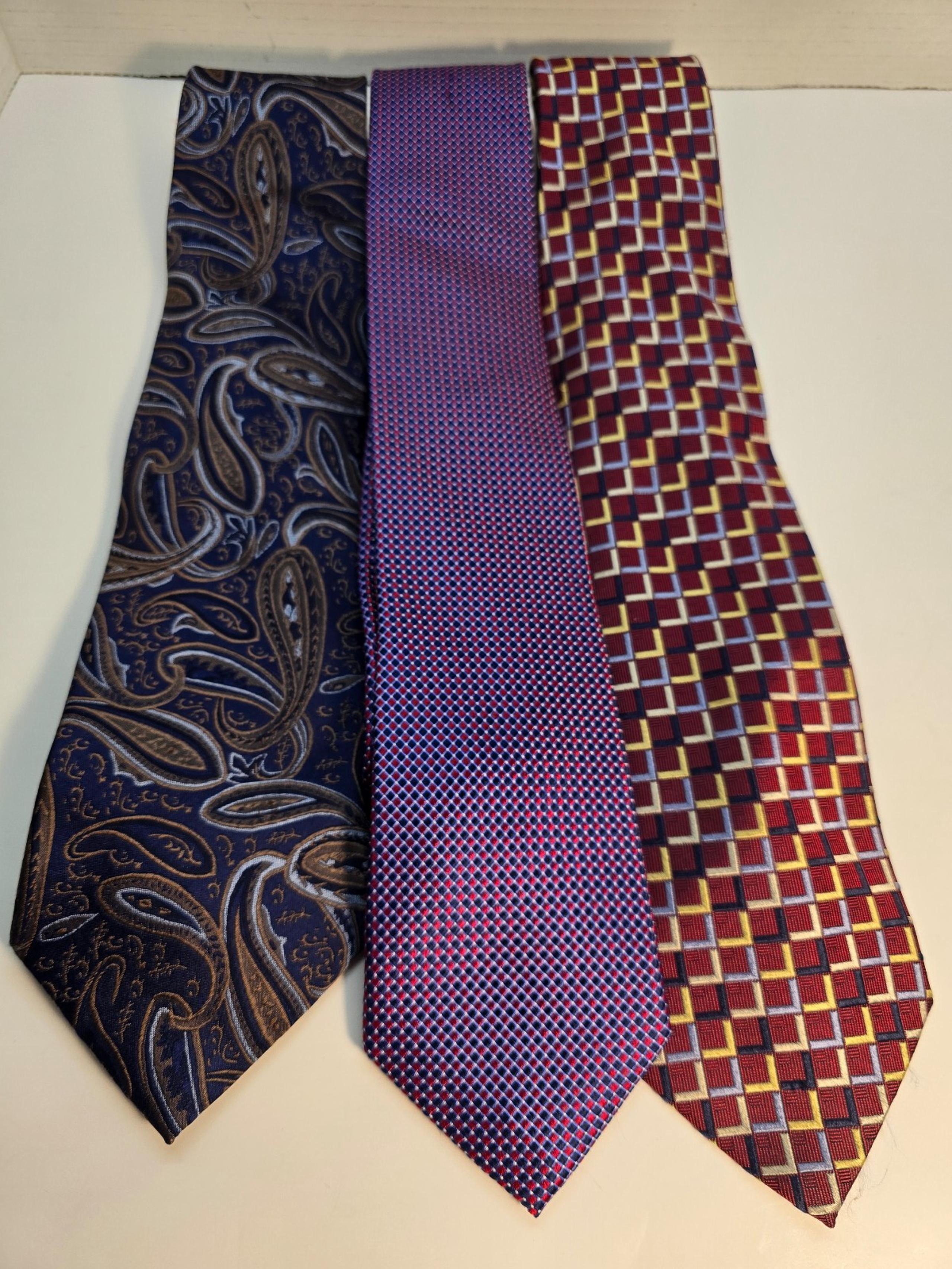Nautica Lot Of 3 Neckties Ties 100% Silk Blue Red Beige Paisley & Geometric
