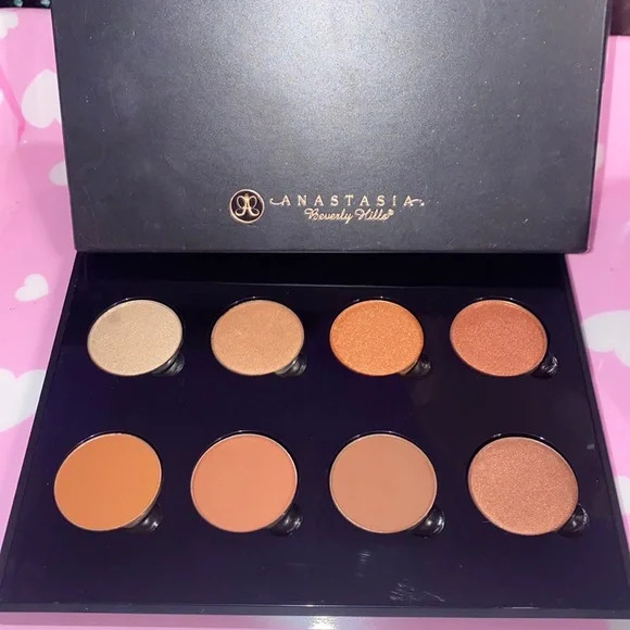 Anastasia Beverly Hills Warm Nude Custom 8 pan eyeshadow palette