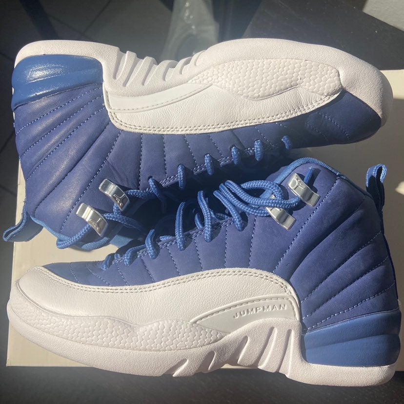 Air Jordan Retro 12 Indigo Size 4