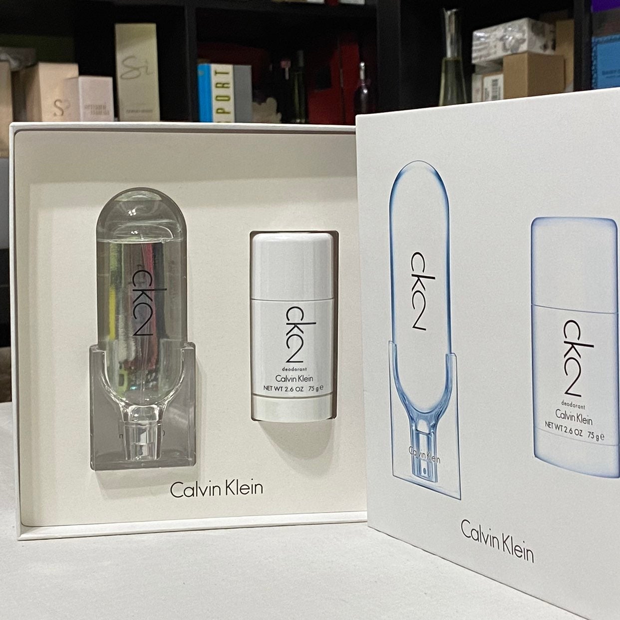 ck2 by Calvin Klen for Men or Women, Unisex 2 pieces set, 3.4 oz spray + Deo
