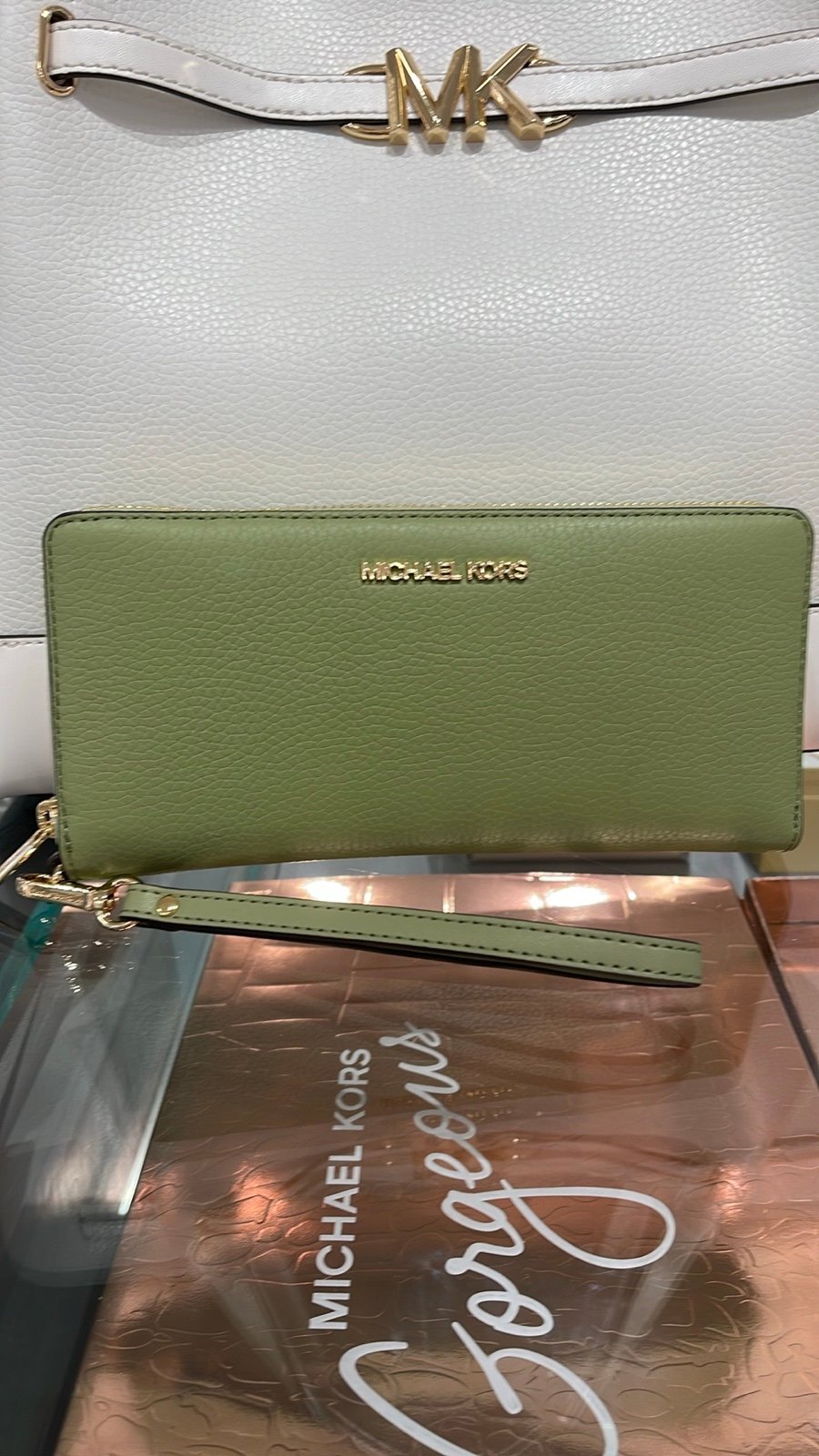 MICHAEL KORS Leather Continental Wristlet Phone Case Wallet Light Sage NWT