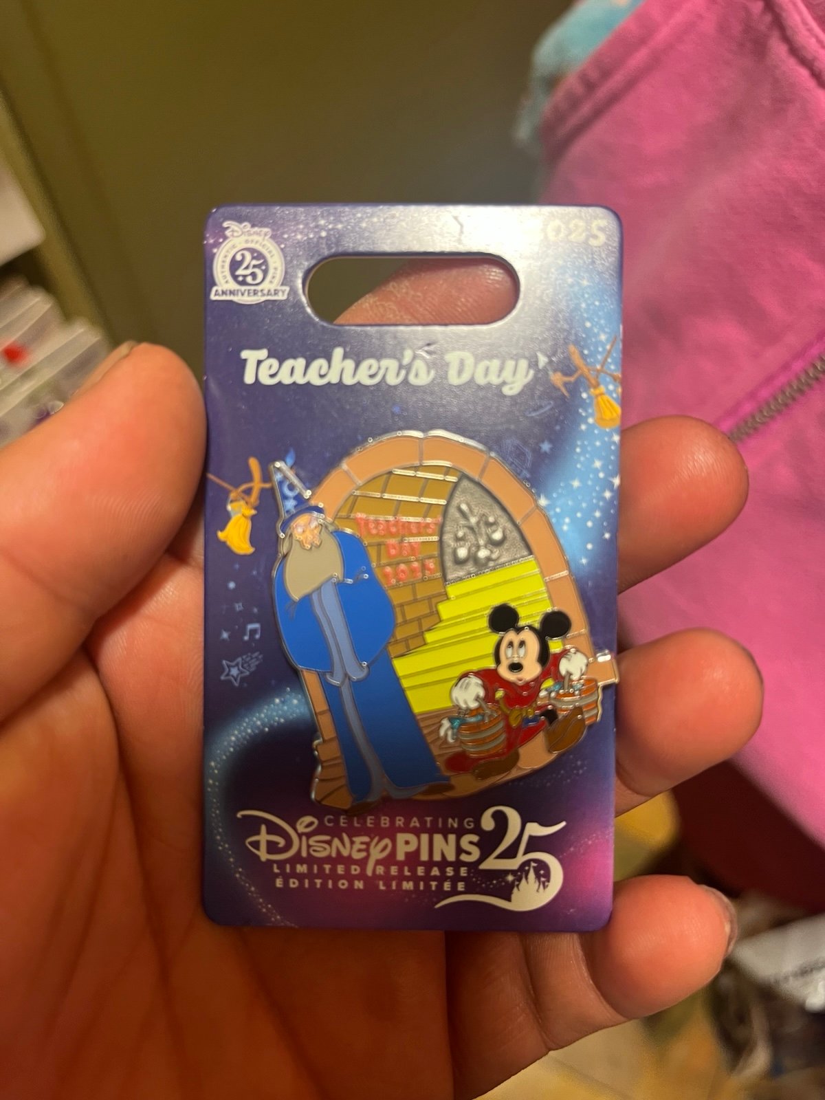 Disney sorcerer Mickey limited release pin