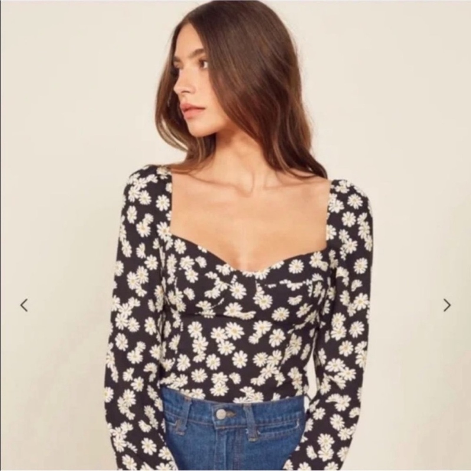 Reformation NEW The Reign Top in Black Daisy 12