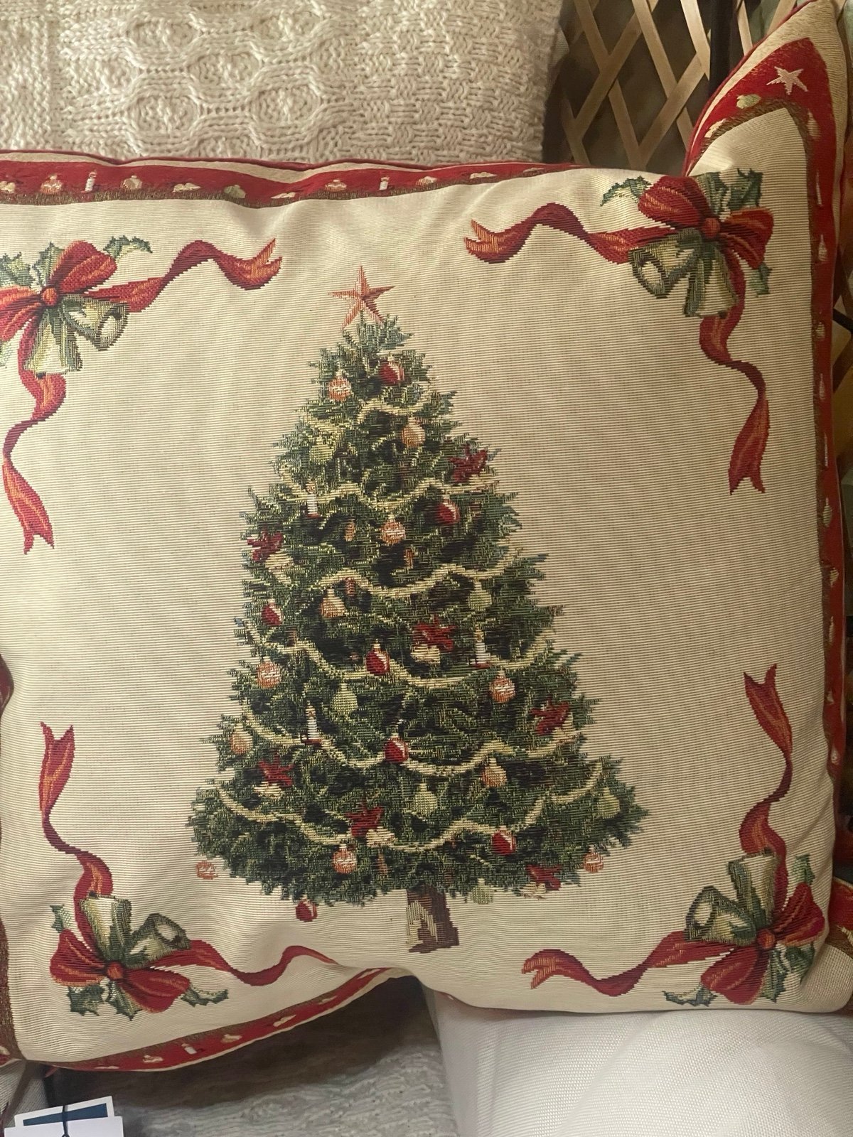 Viral vintage nostalgic Christmas tree pillow