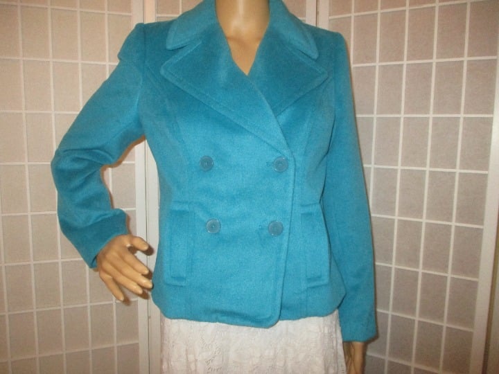 Liz Claiborne short double breasted turquoise pea coat