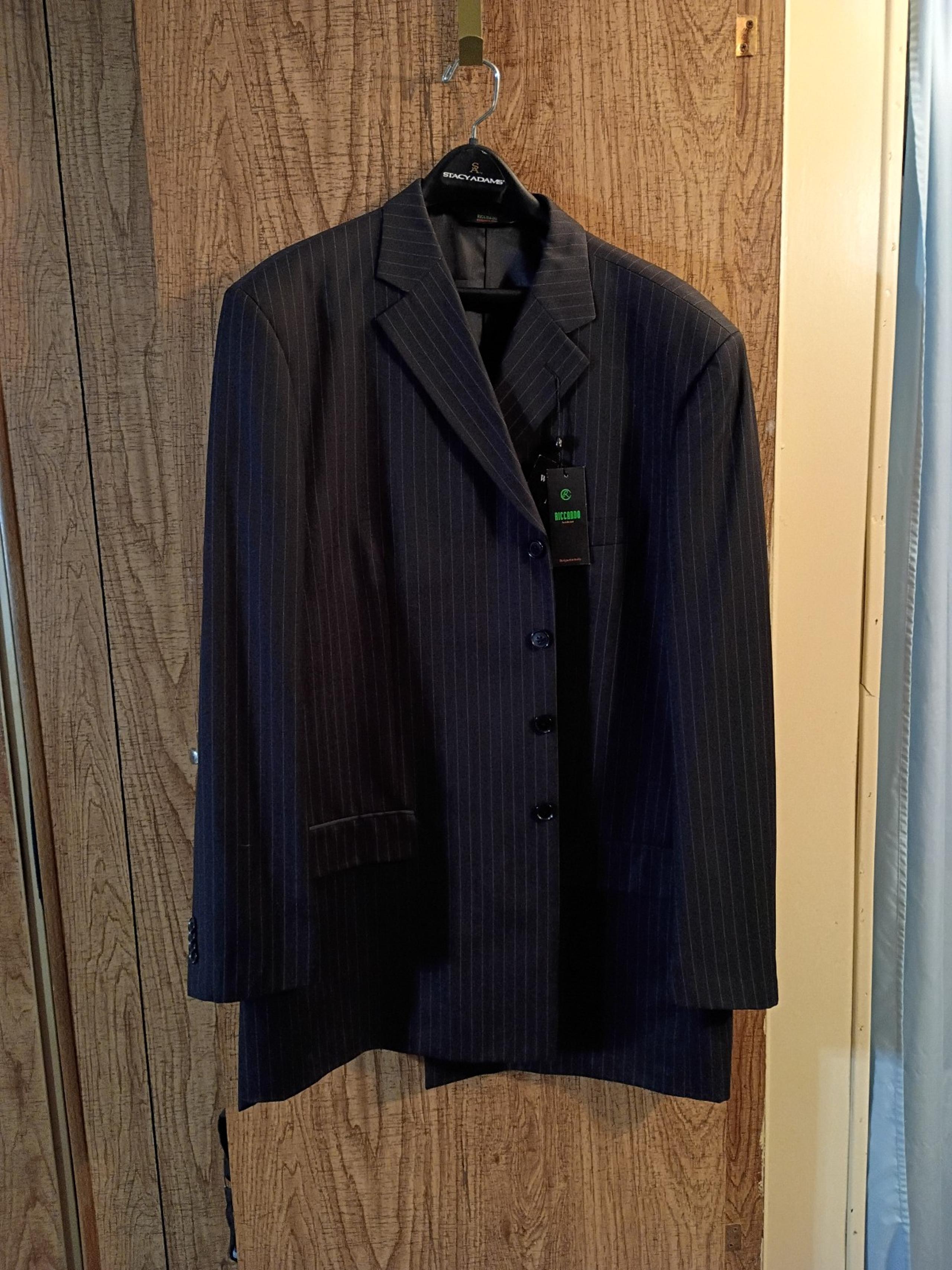 New with tags Riccardo Big Mens black/purple pinstripe 2 piece suit 50/45