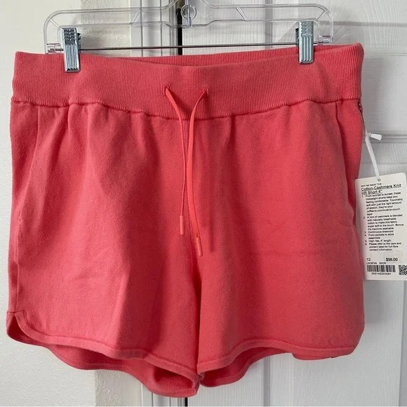 Cashmere cotton knit HR 4” inseam shorts size 12