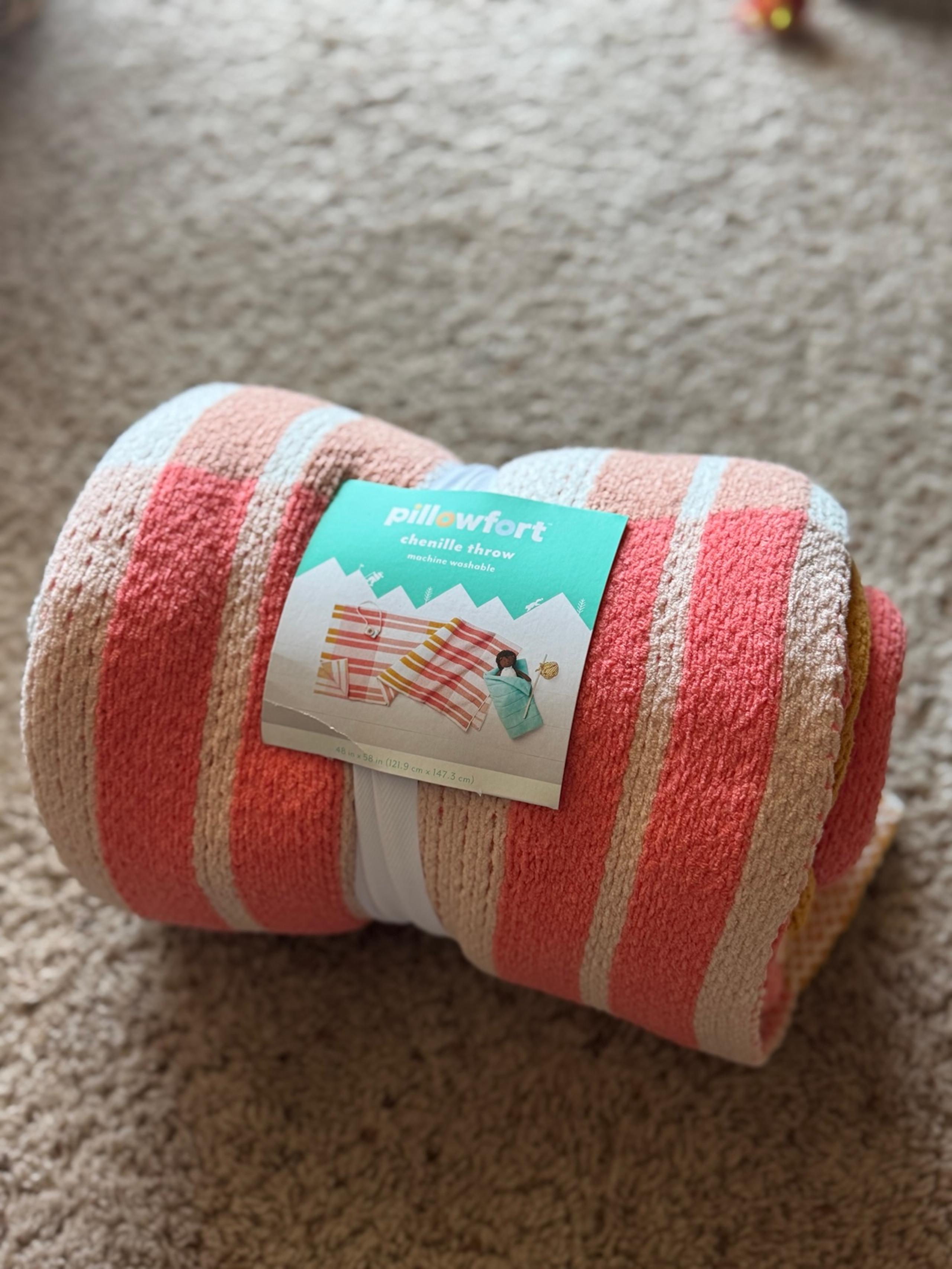 Pillowfort Knit Chenille Throw - Pink/Orange  BRAND NEW/SOLDOUT!  Size-48" X 58"