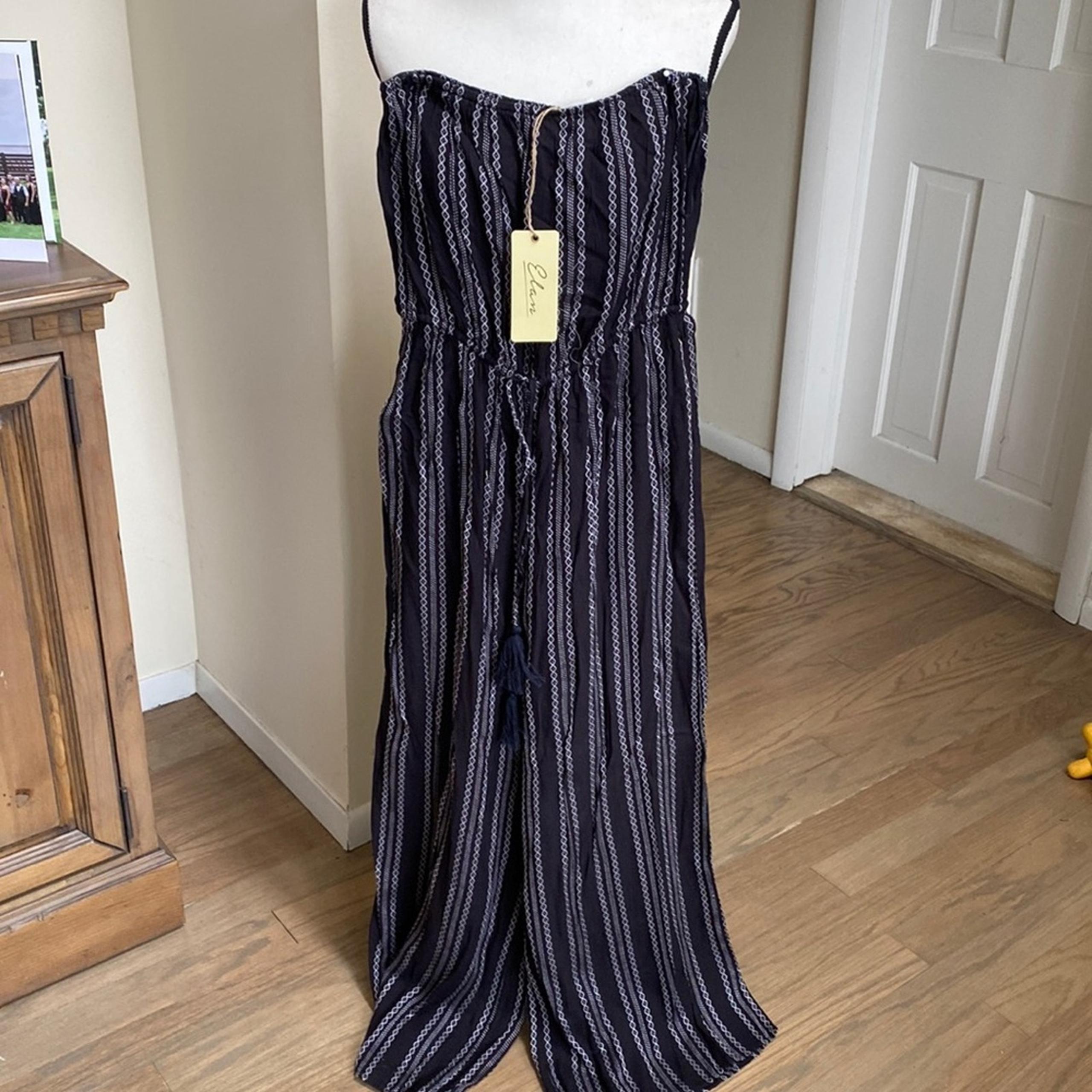 Elan Strapless Jumpsuit NWT Size Medium