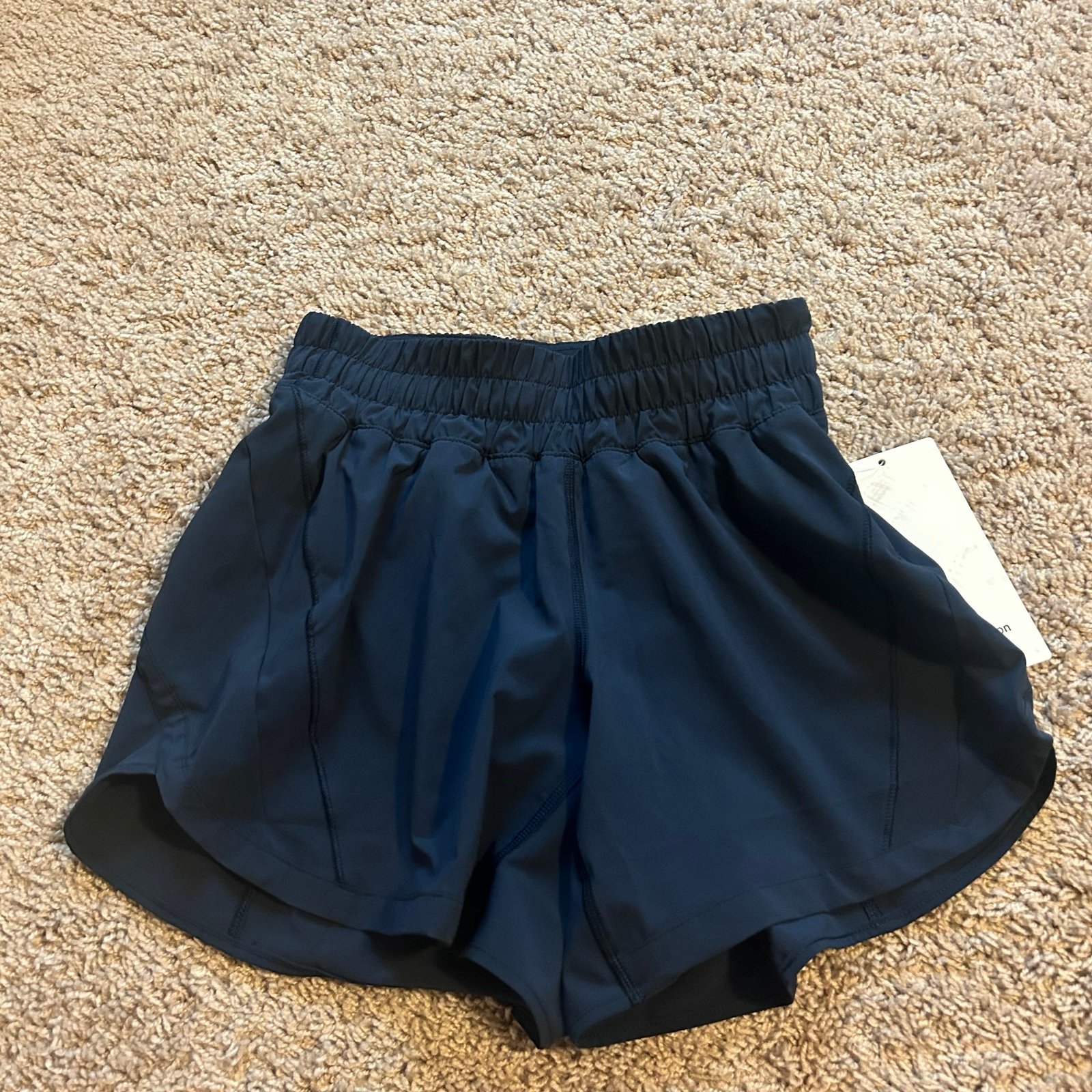 Women’s Lululemon Athletica Track That Mid-Rise Lined Short 5