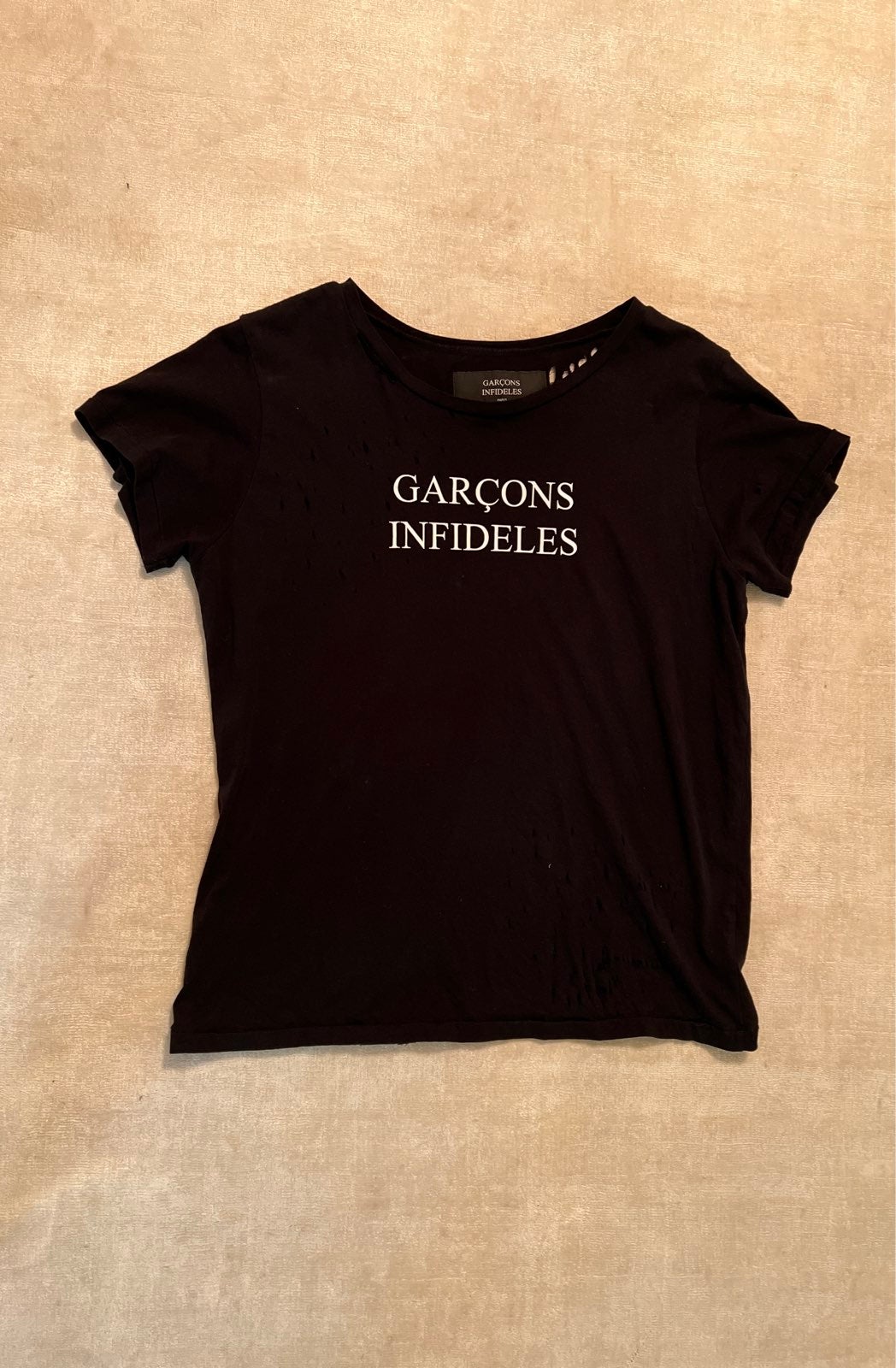 Tee hot shirt