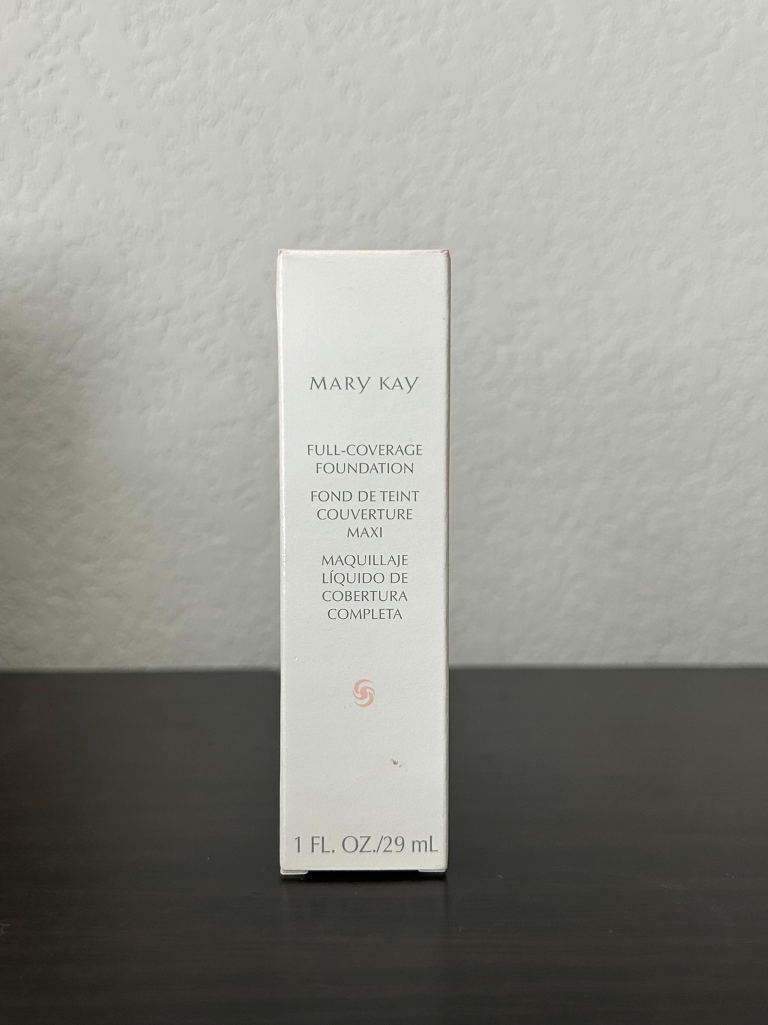 Mary Kay Full Coverage Foundation - Shade Ivory