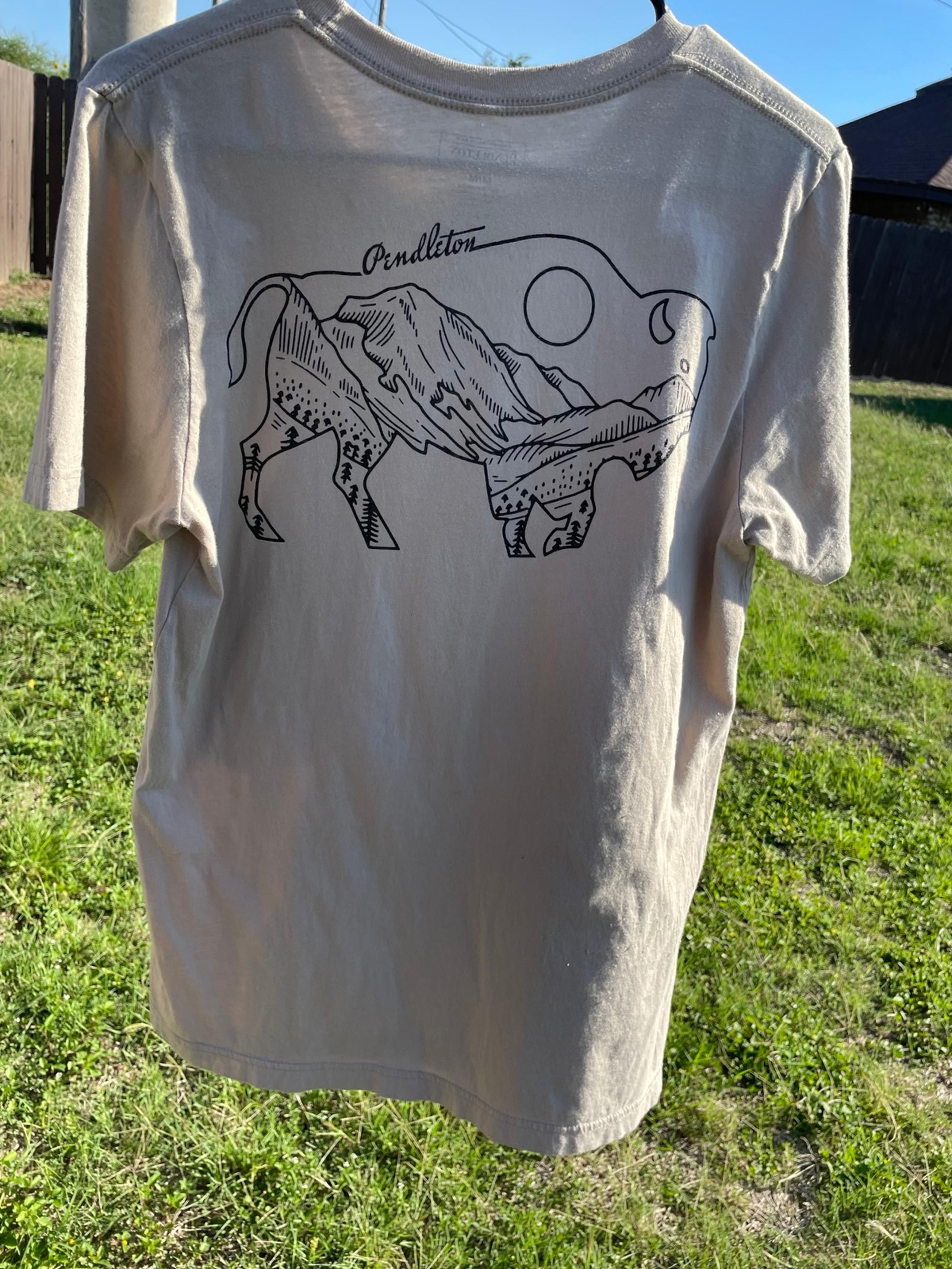 Mens Pendleton Bison print short sleeve tee
