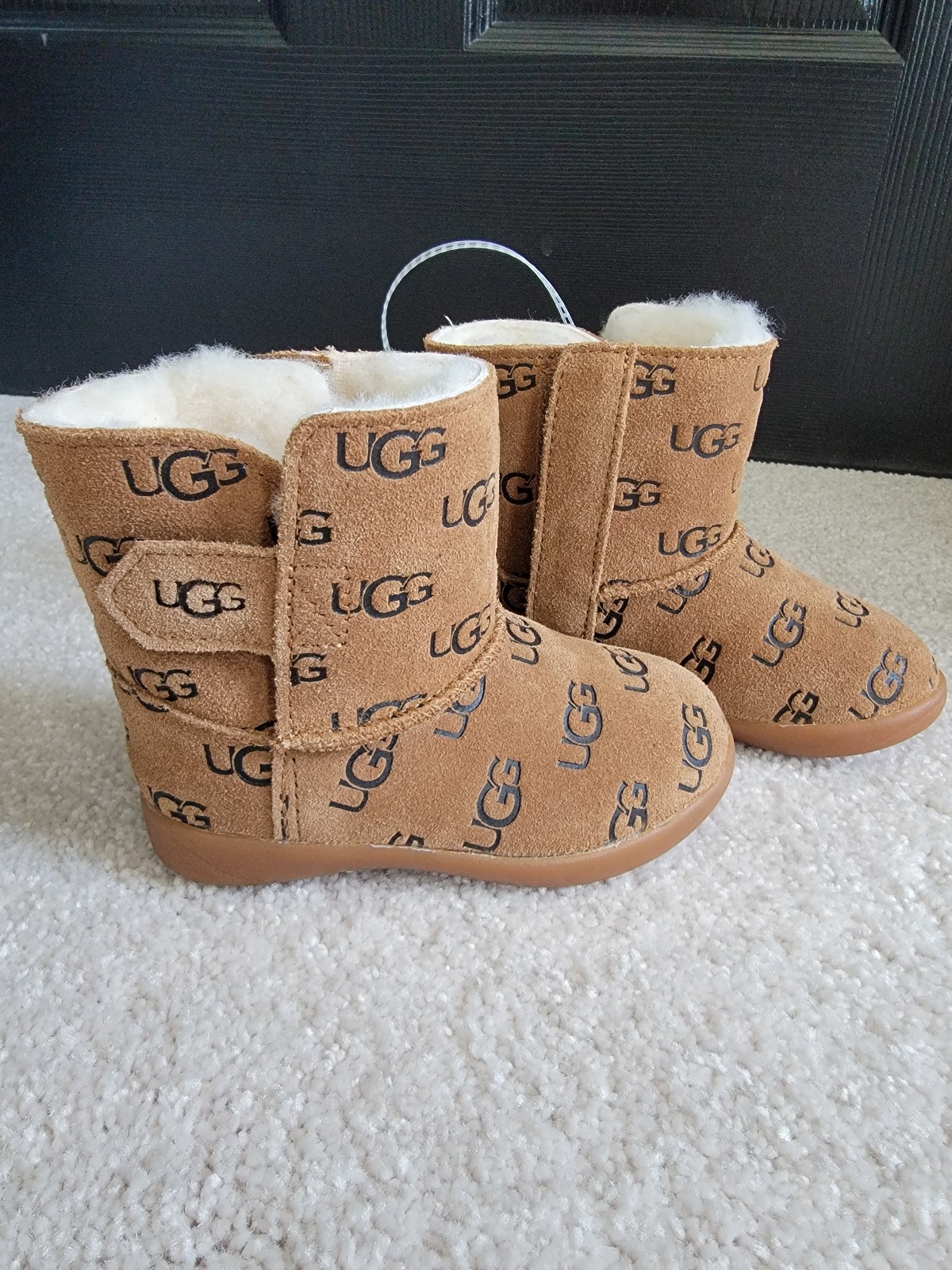 NEW! UGG Baby Toddler bootie with real fur