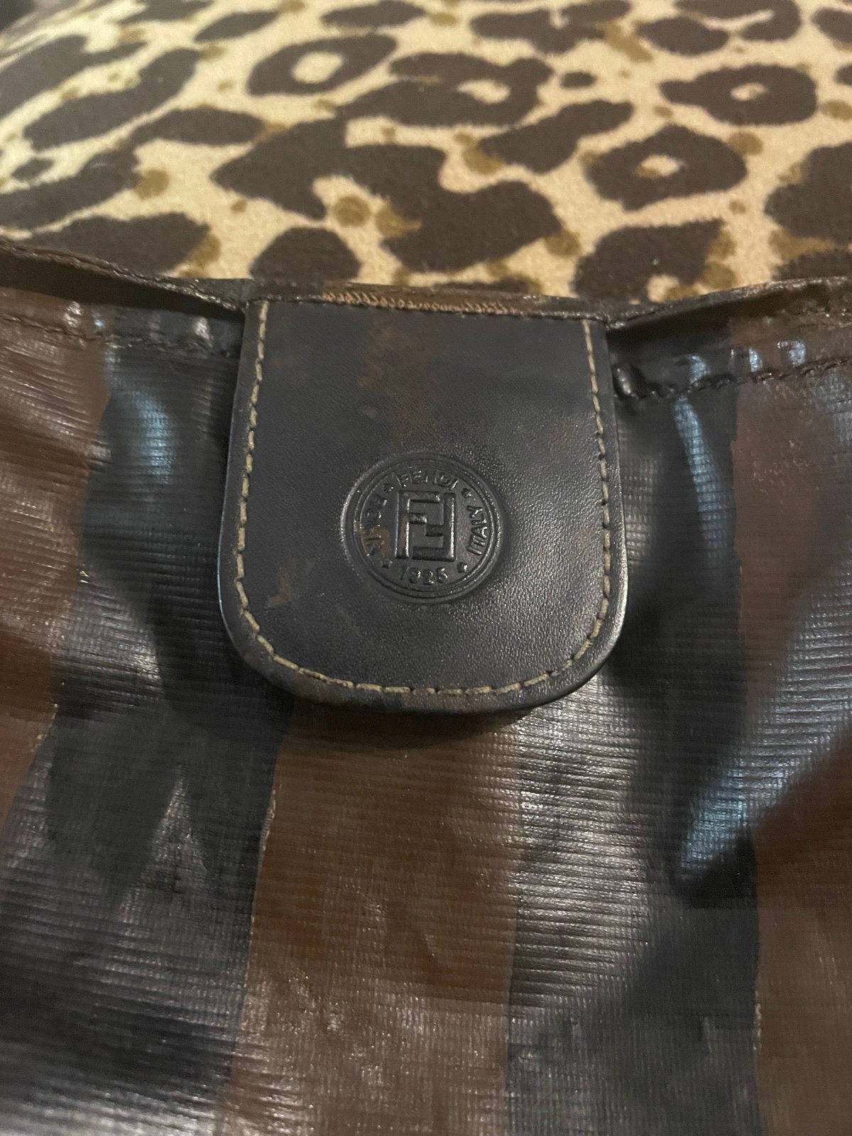 Fendi pouch penquin design so adorable