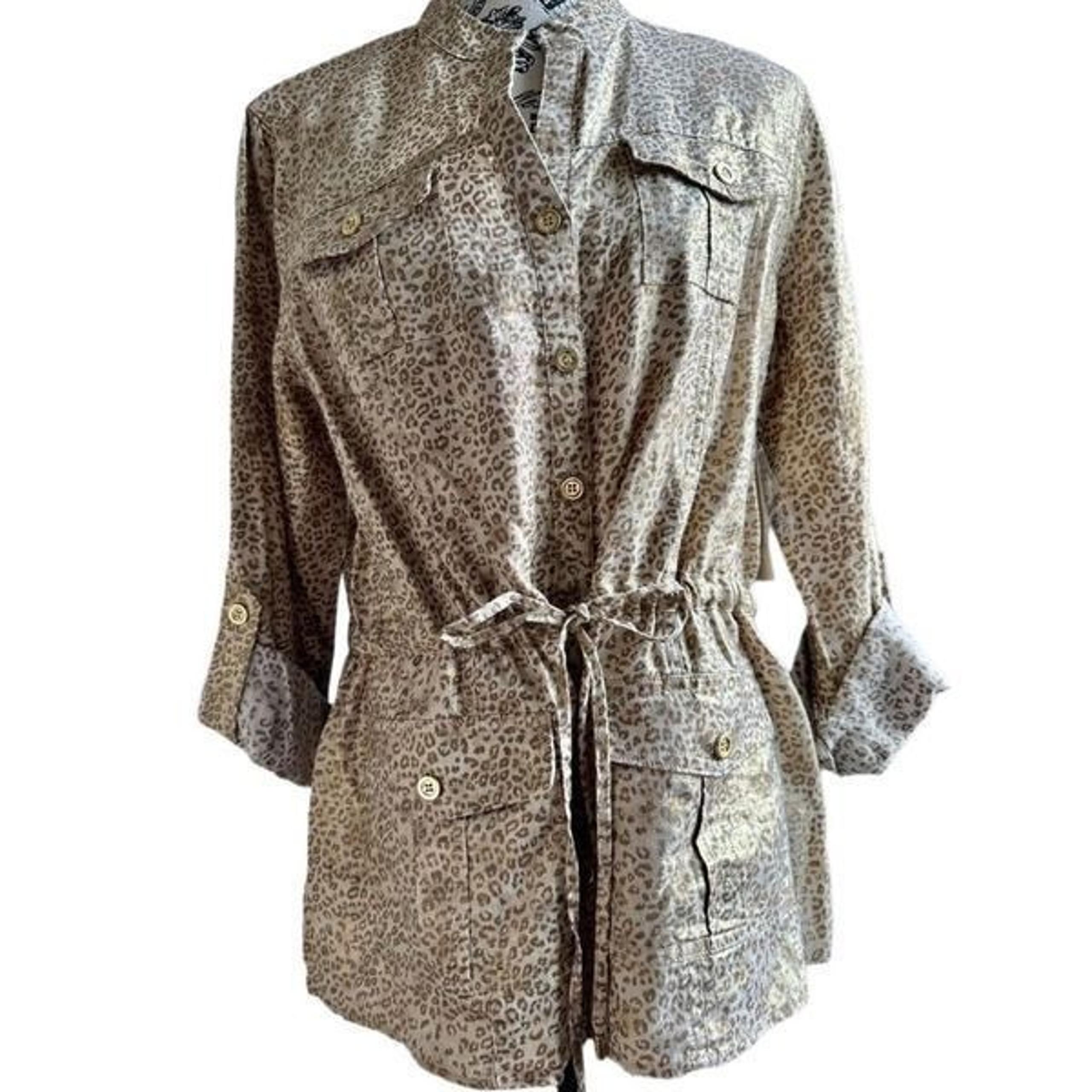 Charter club Linen Luxury size XL gold shimmering animal print top light jacket.