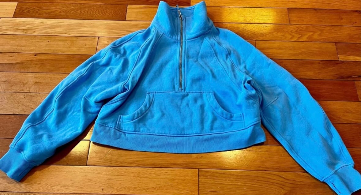 Lululemon Cropped Scuba Hoodie - Size M/L