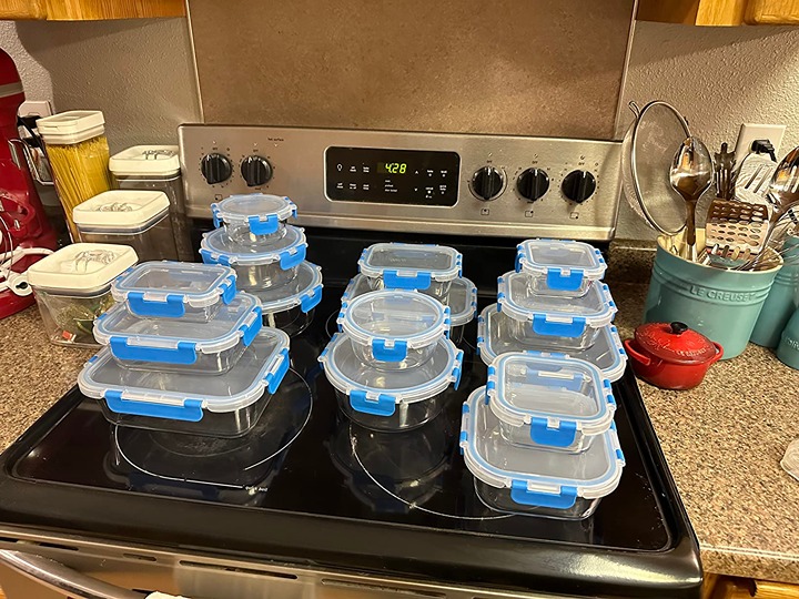 30 Pieces Glass Food Storage Containers with Upgraded Snap Locking Lids
