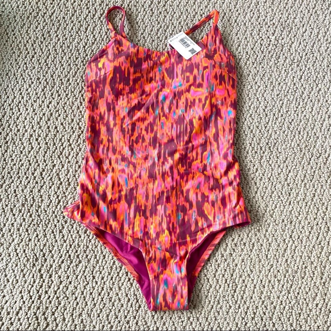 LULULEMON NWT WATERSIDE ONE PIECE SWIMSUIT HIDEAWAY MULTI PRINT