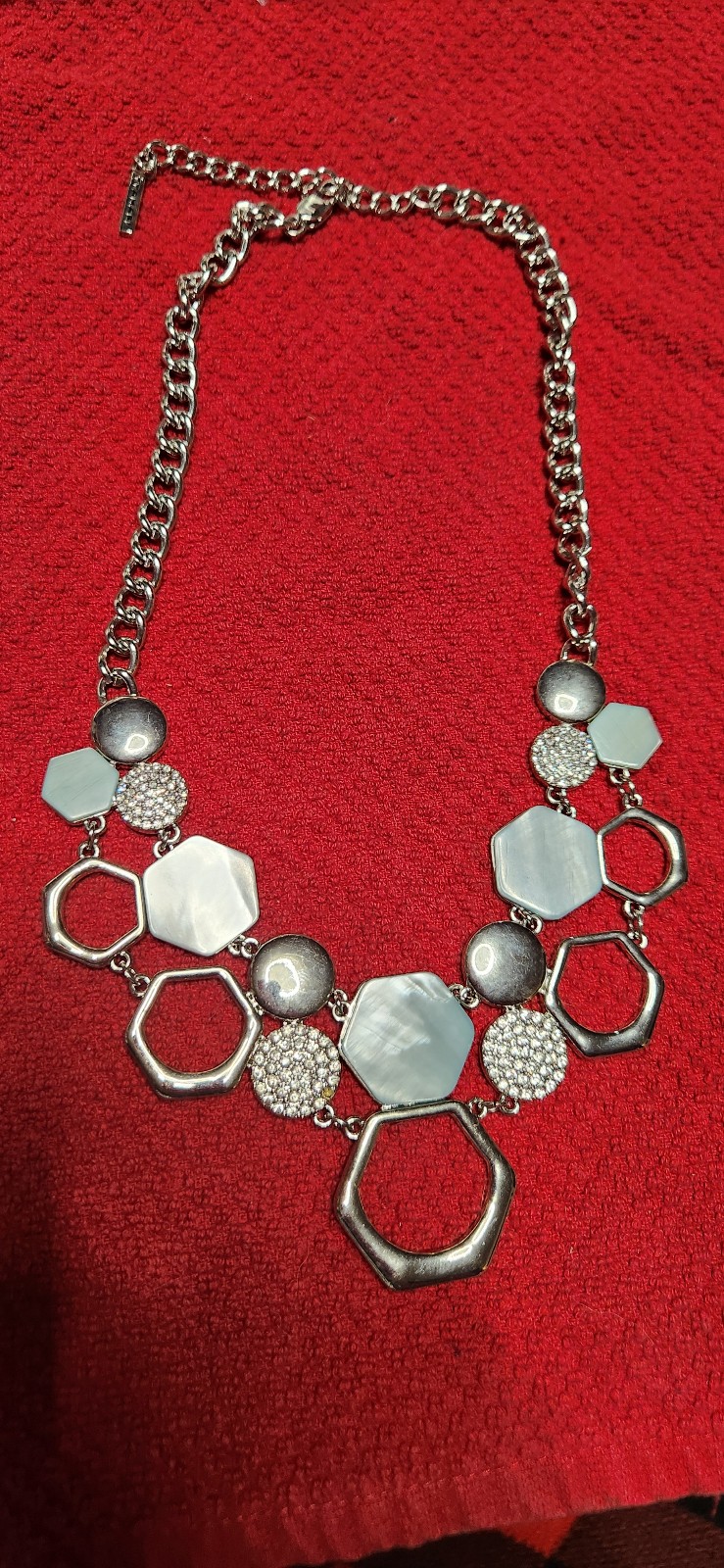 Necklace T Tahari