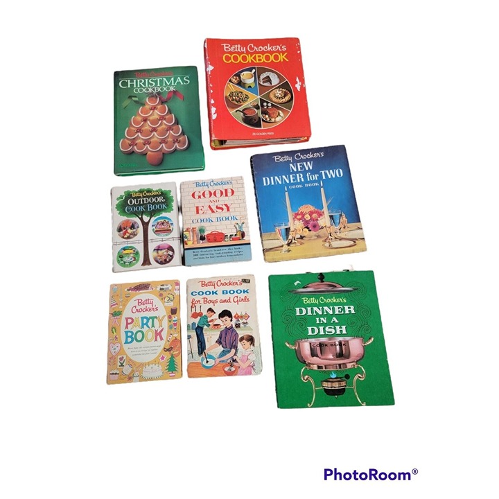 Vintage Betty Crocker Cookbook Lot 8 Books Christmas Outdoor Boys And Girls
