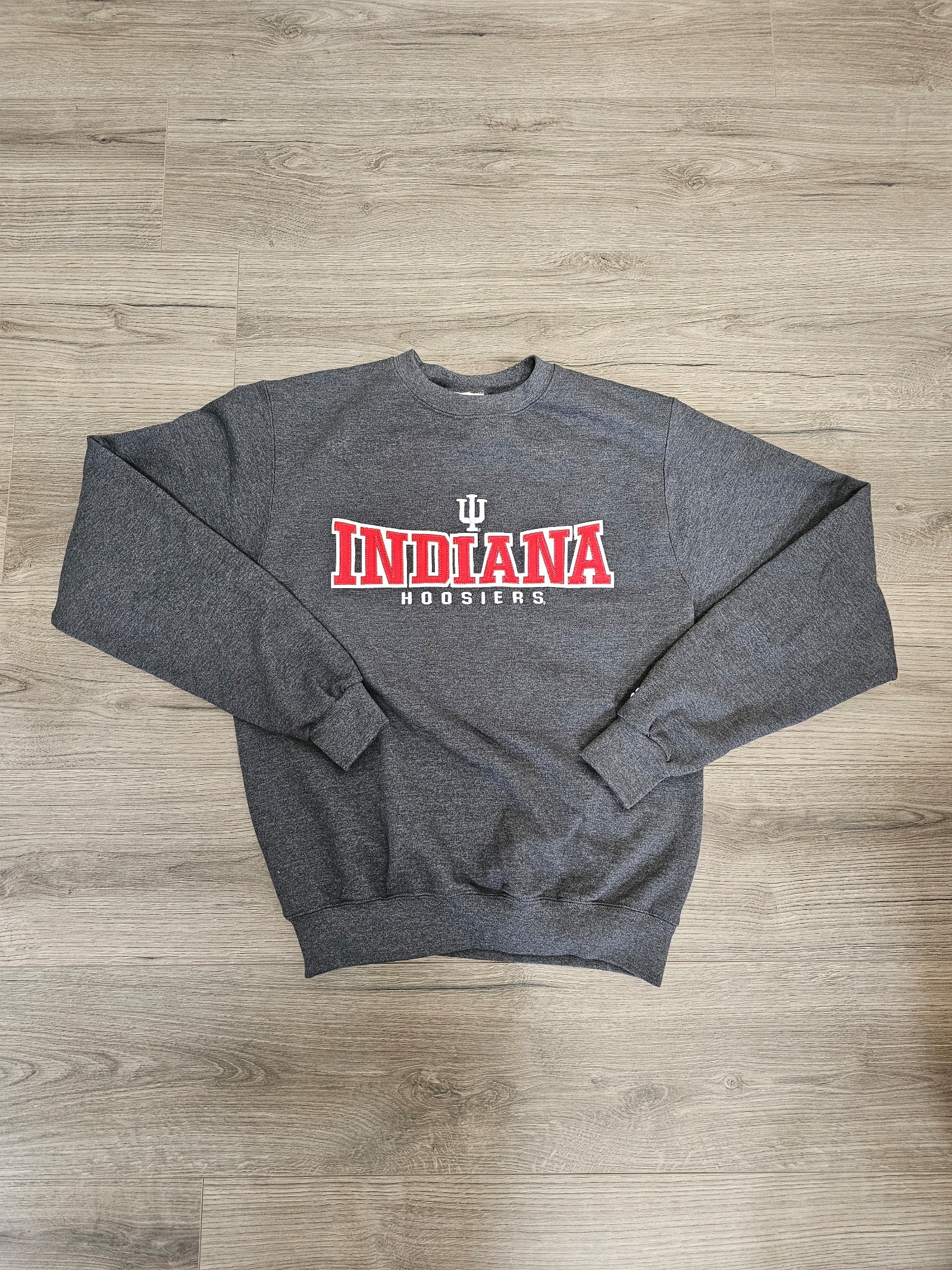 Champion Indiana Hoosiers Embroidered Crewneck Sweater Mens Size Small