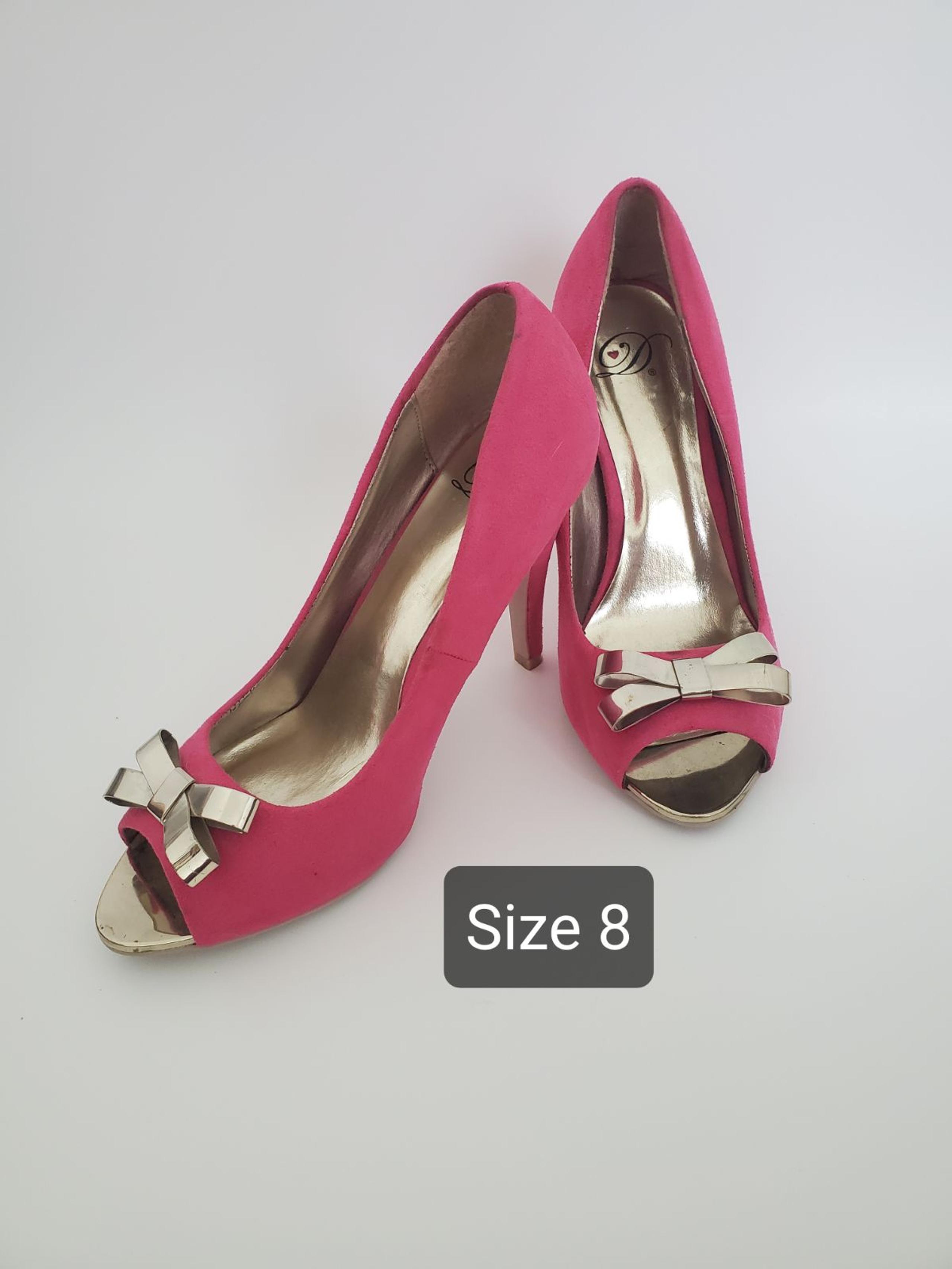 Beautiful Pink Suede Golden Barbi Heels