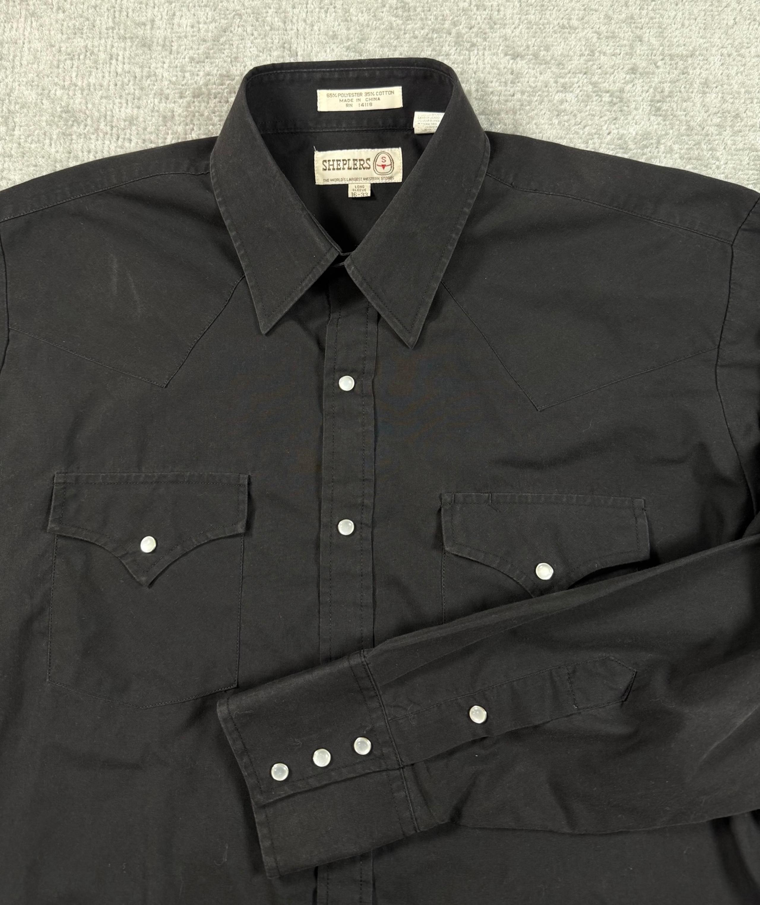 VINTAGE Sheplers Pearl Snap Shirt Mens Large Slim Fit 16-33 Ranch Western USA