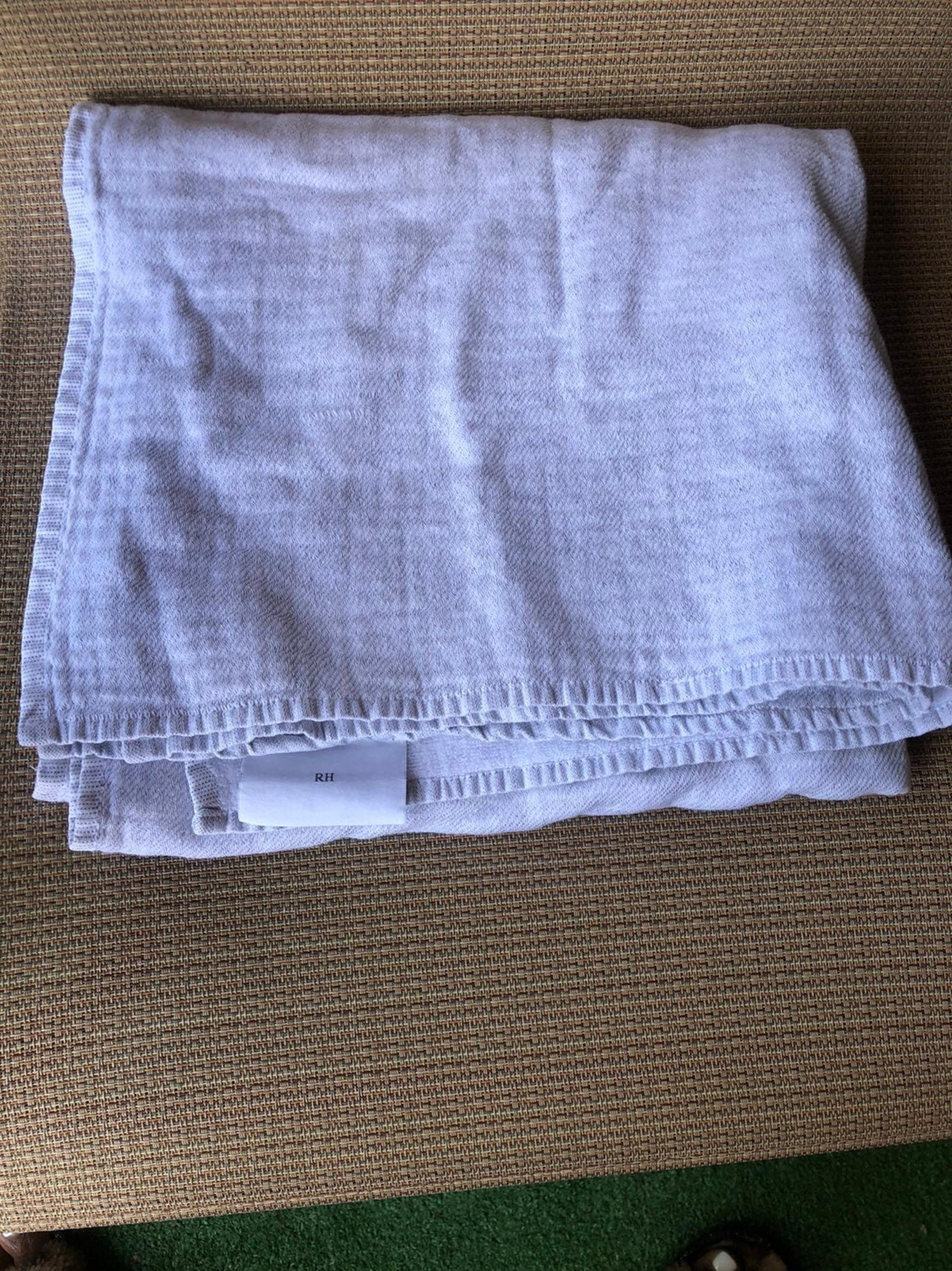 bath towel - Restoration Hardware