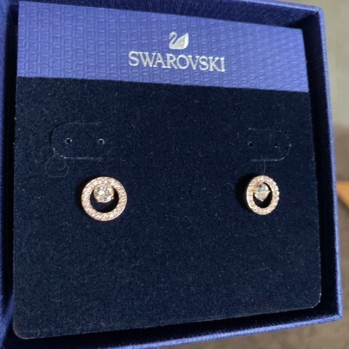 CREATIVITY CIRCLE PIERCED EARRINGS Gold