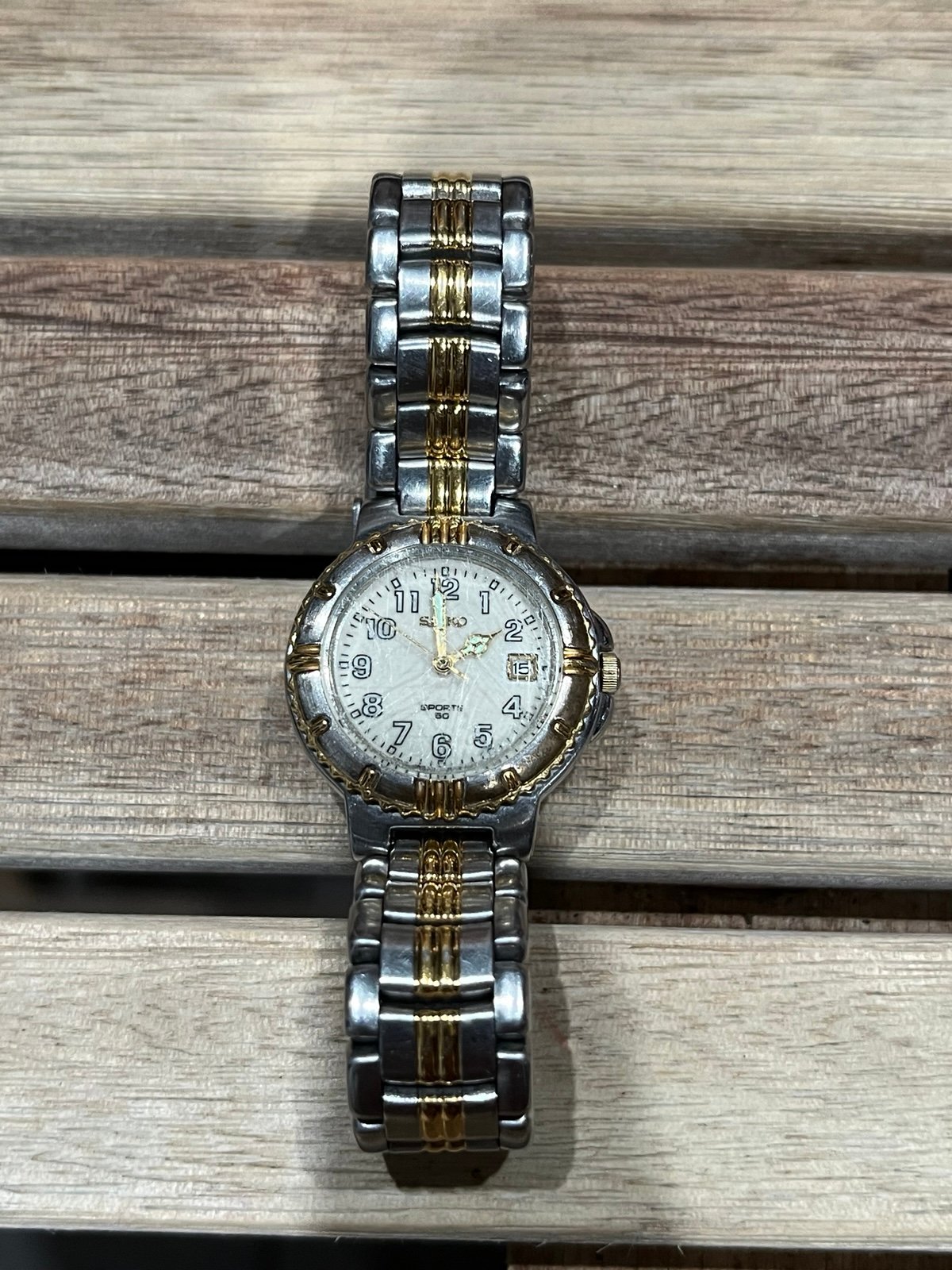 Seiko SQ 50 BICOLOR SXE444P1 VINTAGE COLLECTION NOS MONTRE UHR JAPAN MADE WATCH