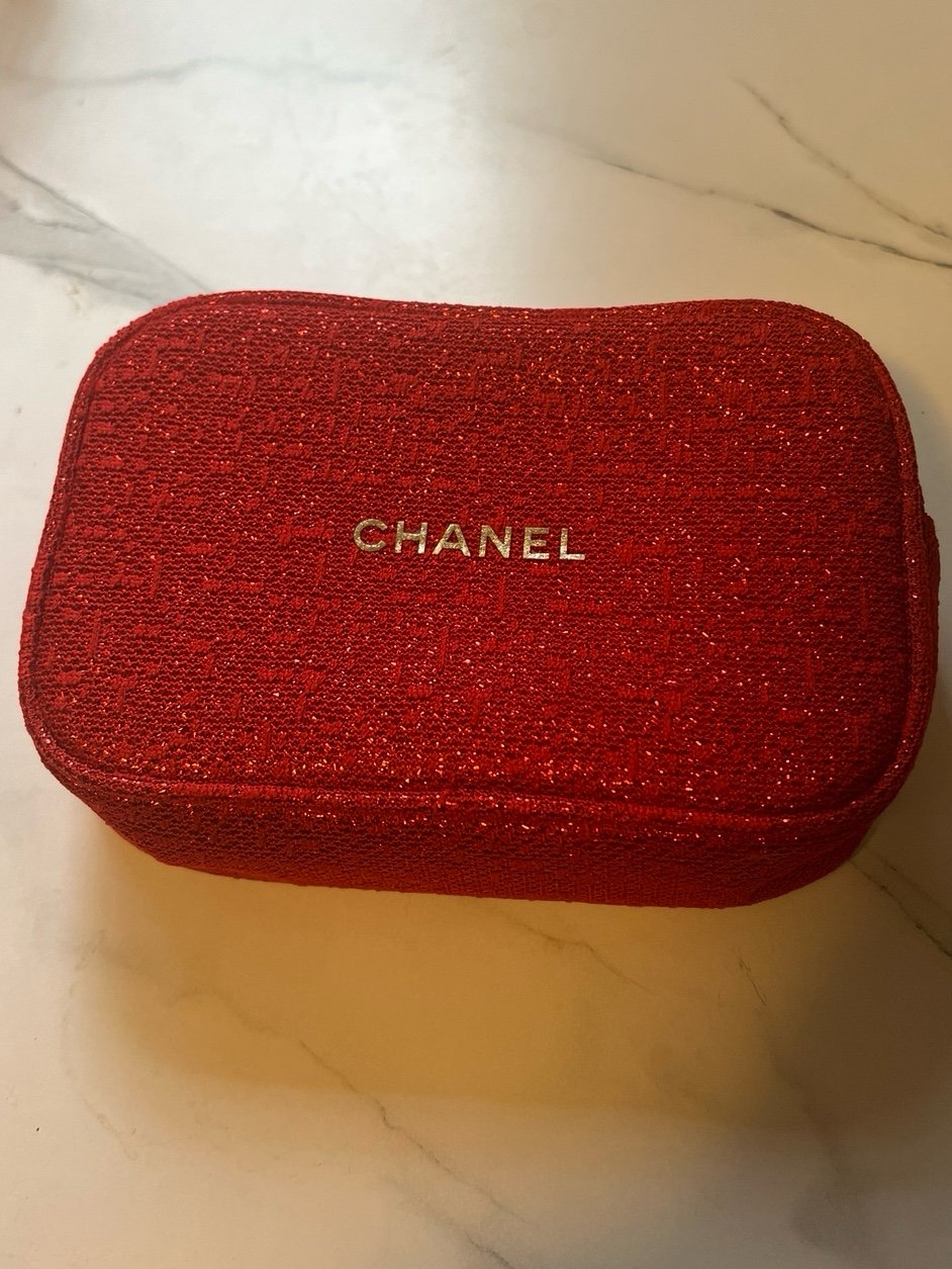 Chanel cosmetics bag never used