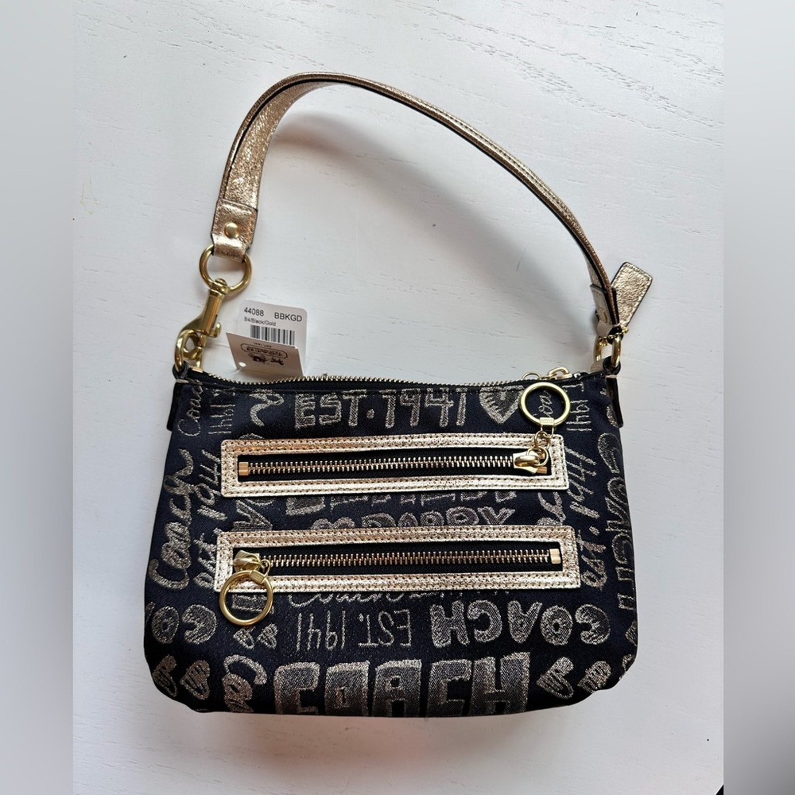 NWT!! Y2K!! COACH POPPY BLACK FABRIC SMALL BAG WITH GOLD METALLIC GRAFFITI