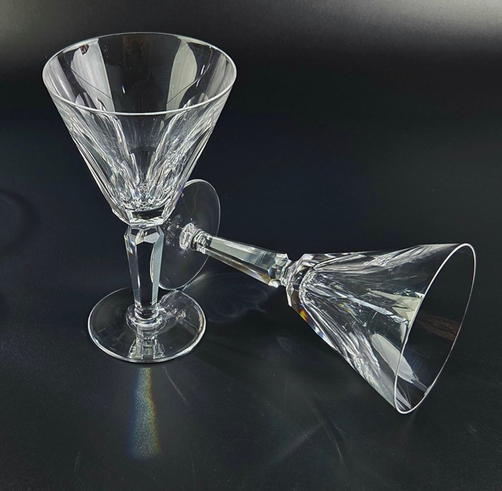 Vintage - Water/Wine Goblet Sheila (Cut) by Waterford Crystal - Set of 2