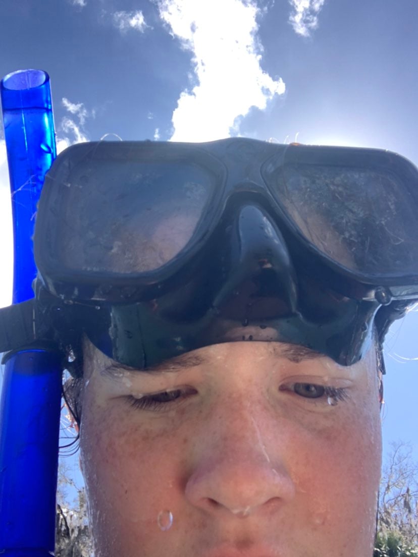 Scuba goggles