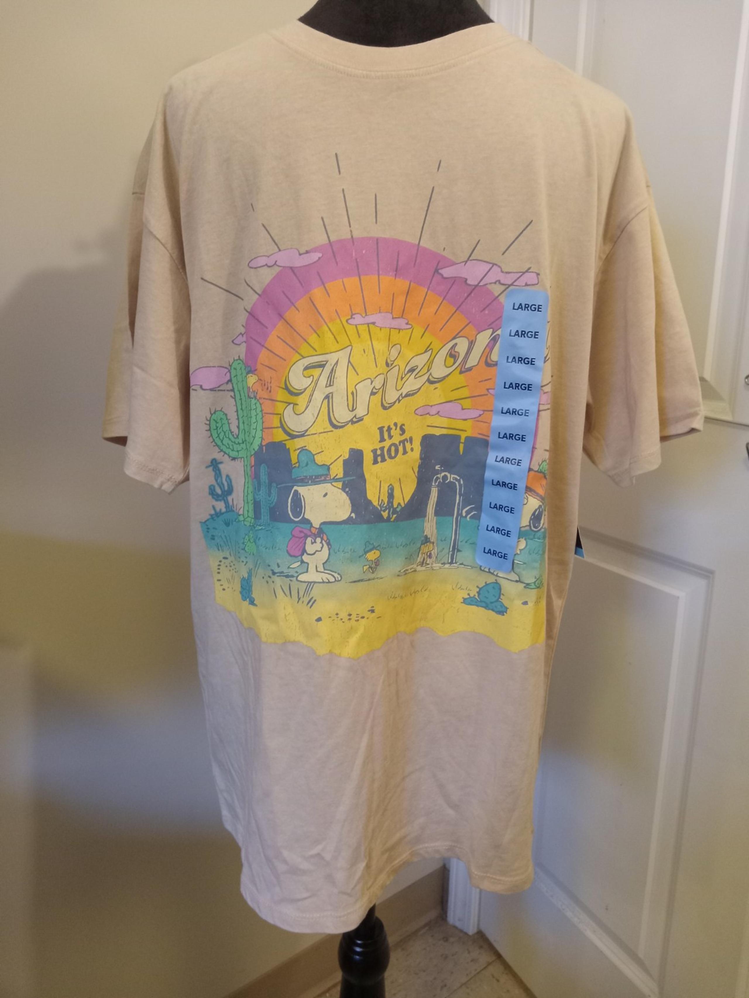NEW PEANUTS WOMENS MINERAL WASH T-SHIRT SIZE L