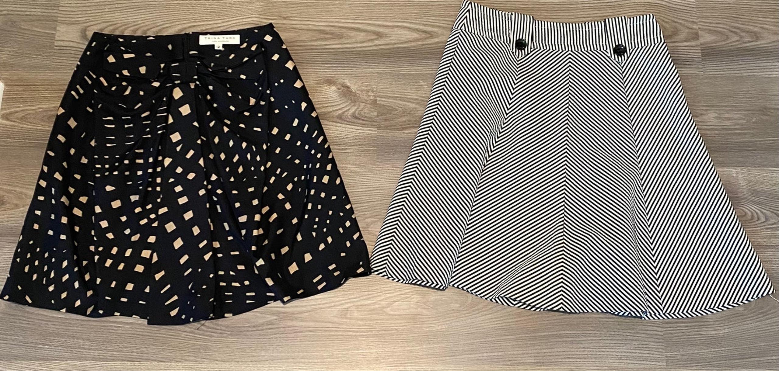 Women’s Lot of 2 Trina Turk size 2 A line Skirts Bow Seersucker Knee Length