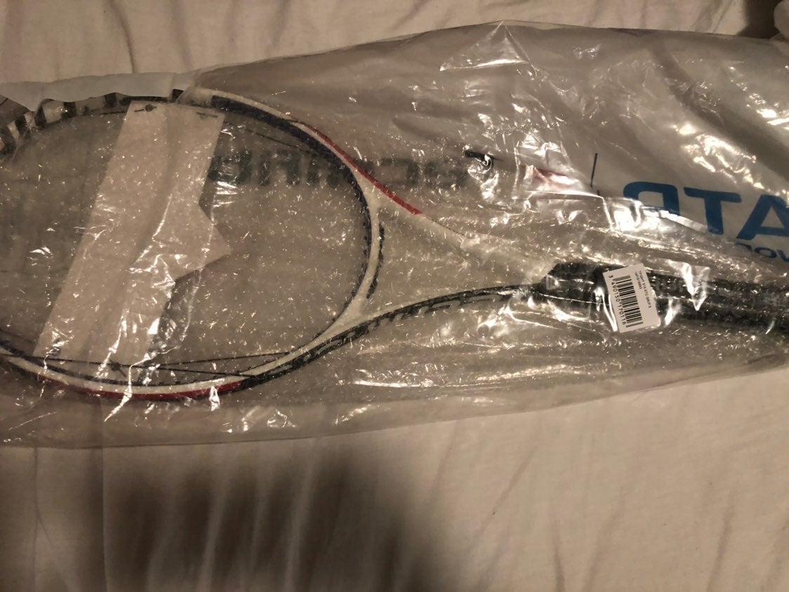 tennis racquet